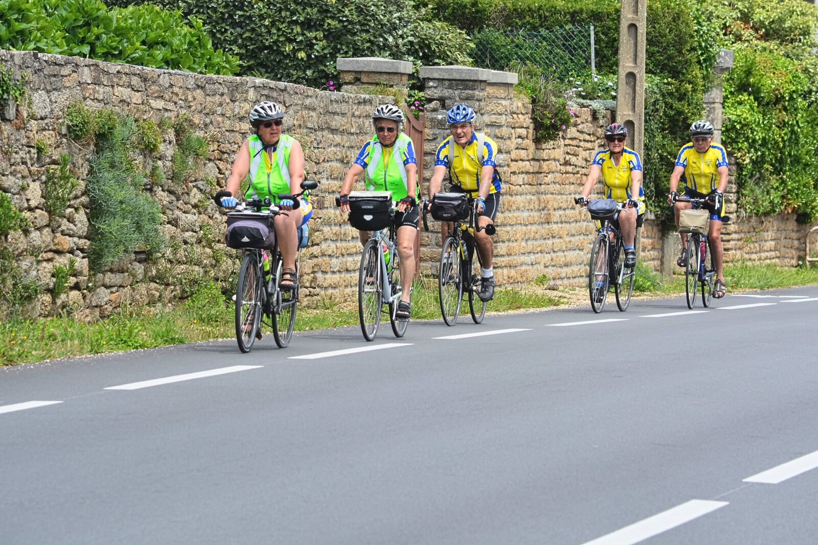 Nikon D5200 sample photo. Bikes, cyclists, bicycle photography