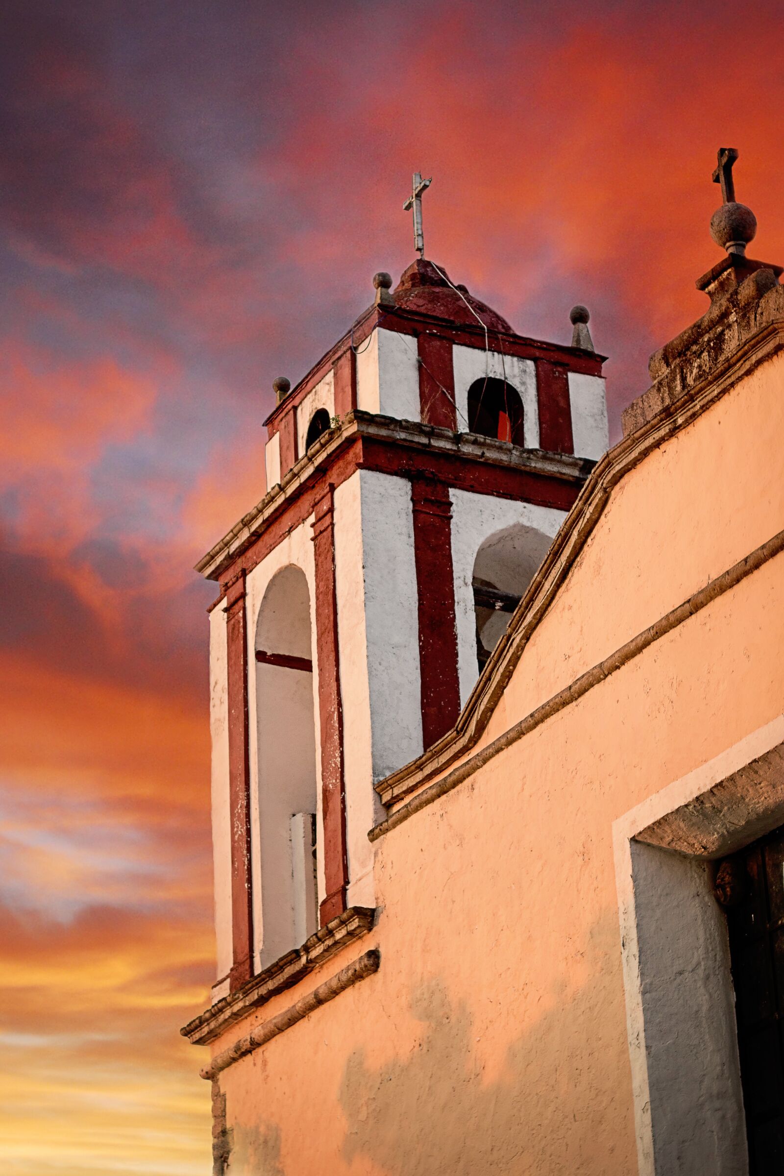Canon EOS 760D (EOS Rebel T6s / EOS 8000D) + Canon EF 50mm F1.8 STM sample photo. Church, building, architecture photography
