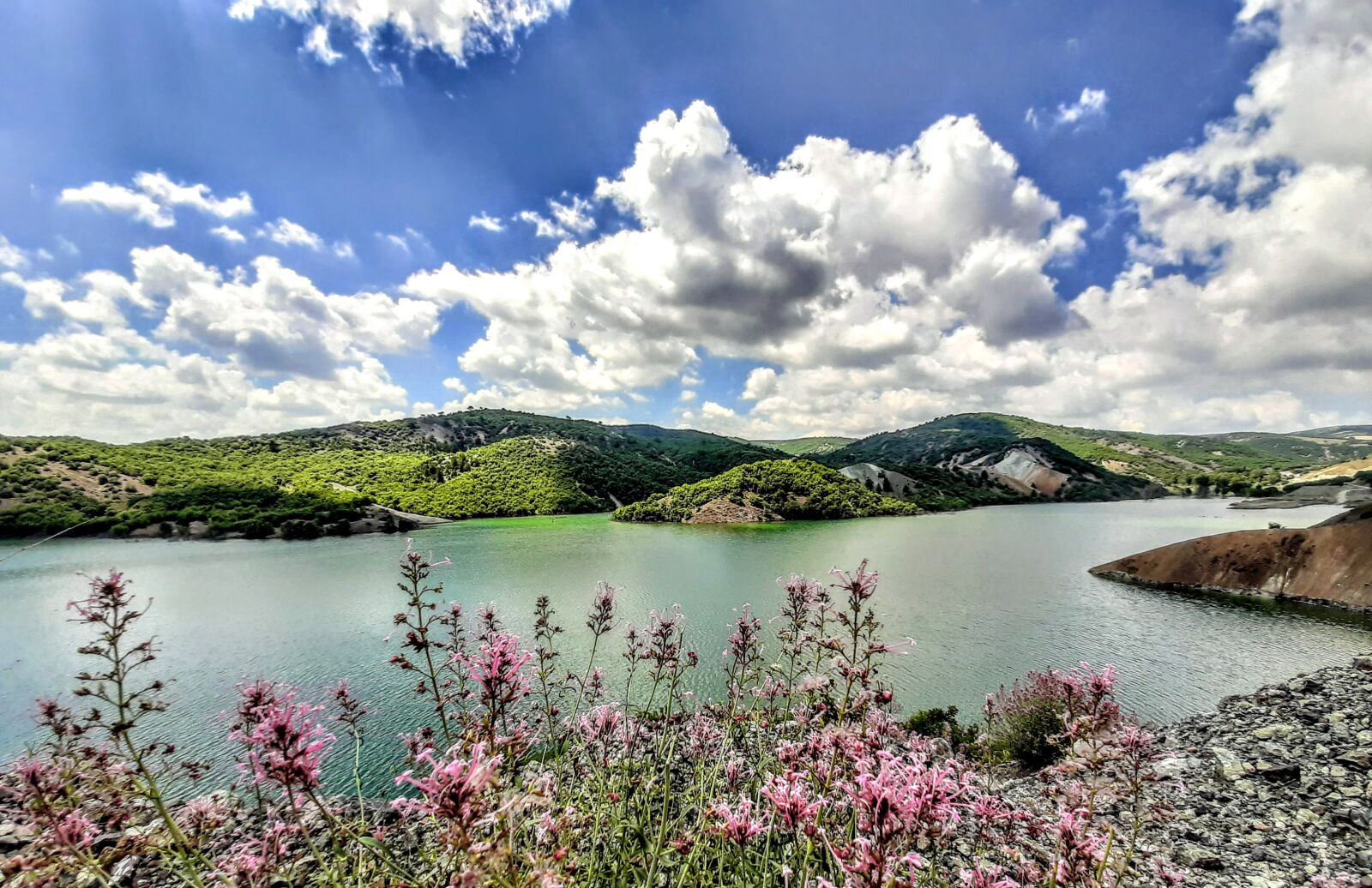 Samsung Galaxy A50 sample photo. Landscape, lake, water photography