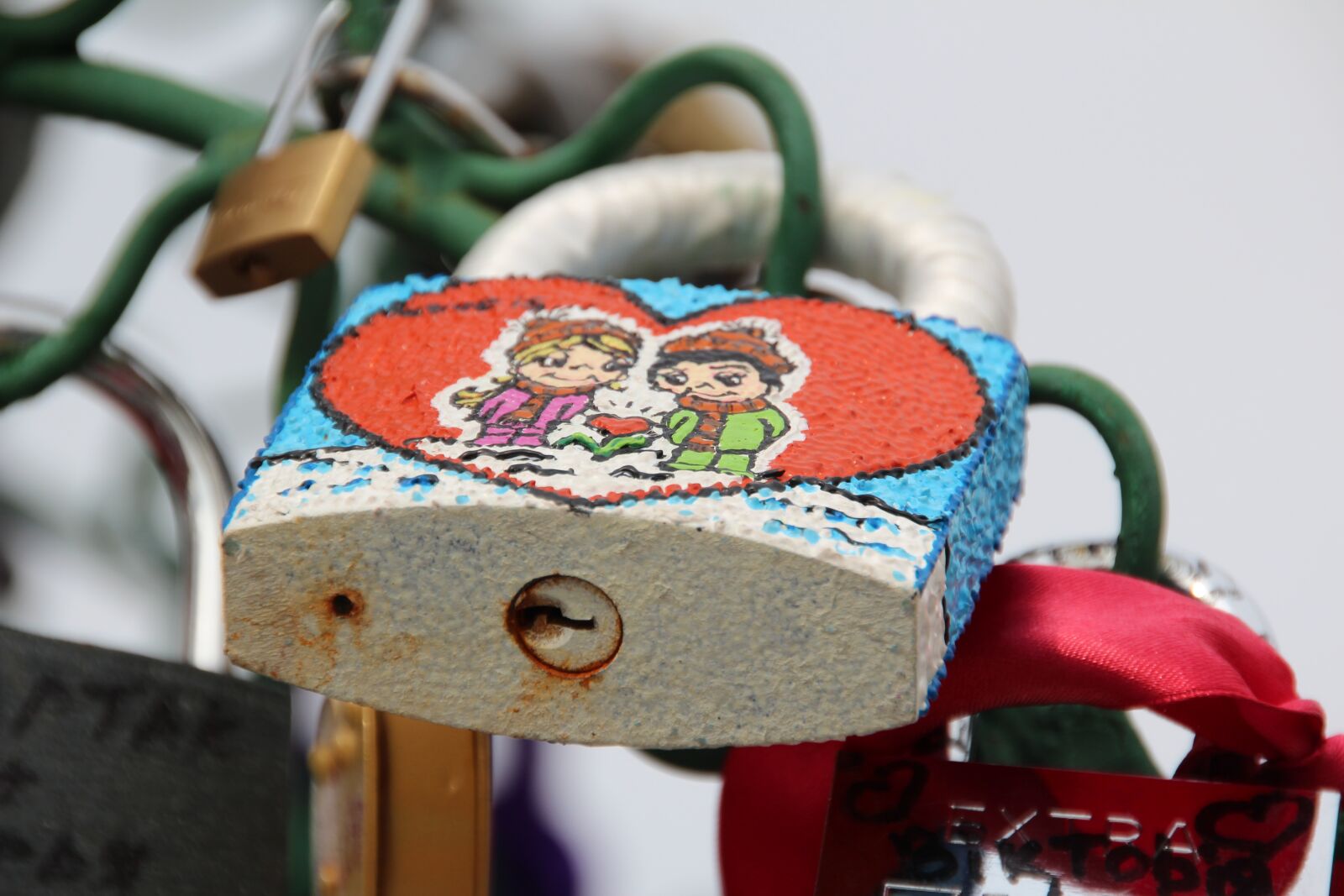 Canon EOS 600D (Rebel EOS T3i / EOS Kiss X5) sample photo. Love locks, padlock, love photography