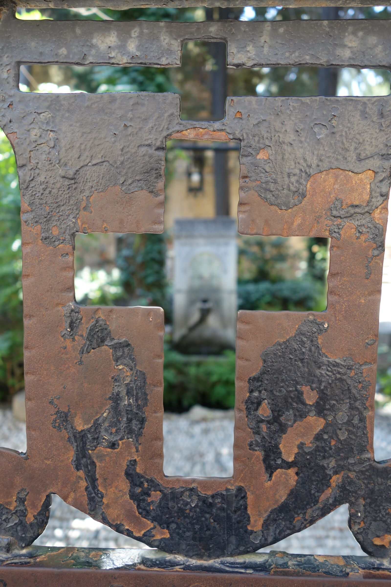 Sony Cyber-shot DSC-RX100 II sample photo. Cross, knight, crusader photography