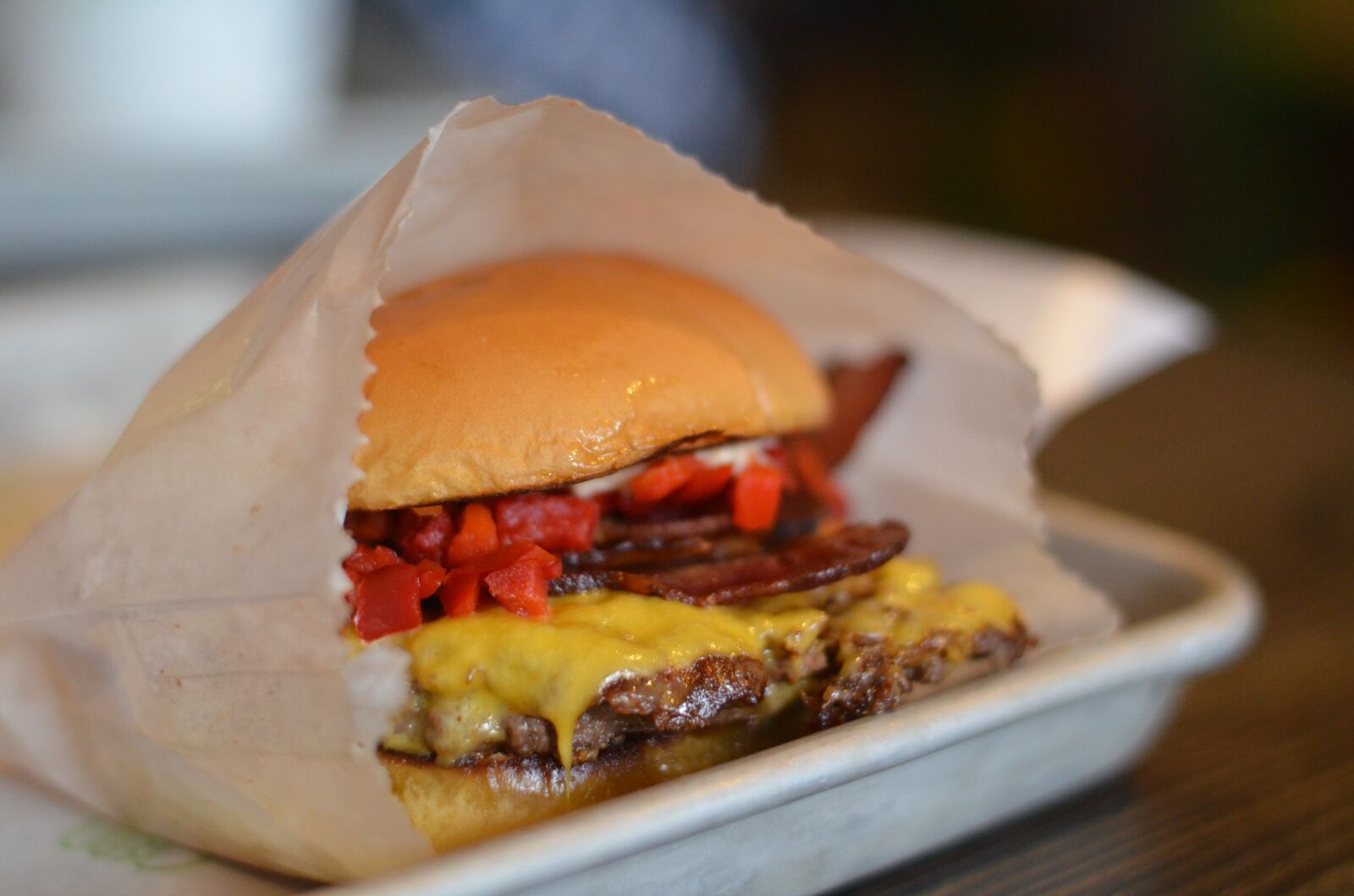 Nikon D5100 sample photo. Burger, cheeseburger, food photography