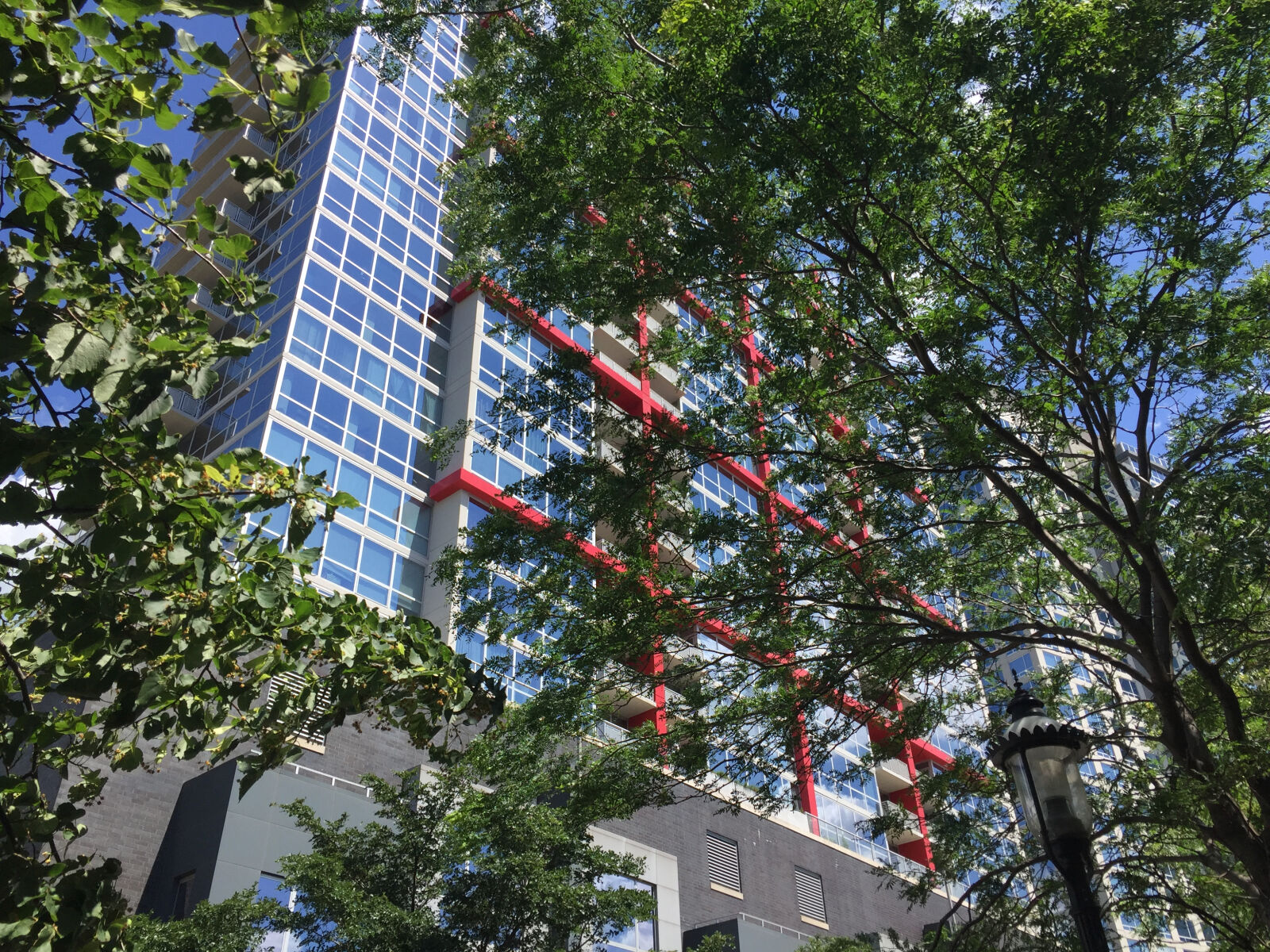iPhone 6 back camera 4.15mm f/2.2 sample photo. Building, chicago, red photography