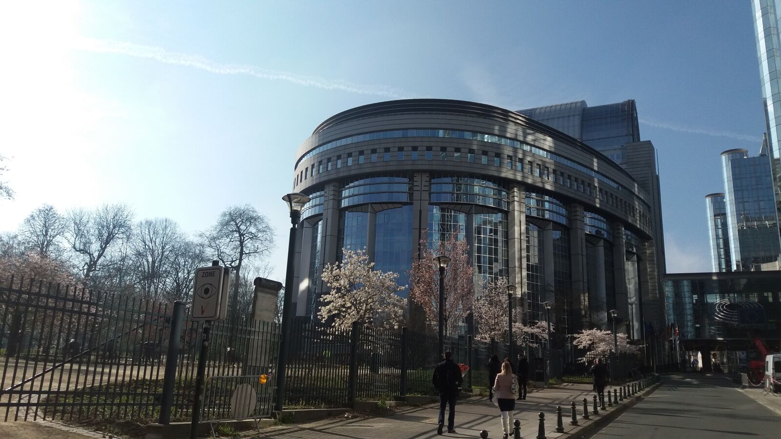 Samsung Galaxy J5 sample photo. European parliament, parliament, brussels photography