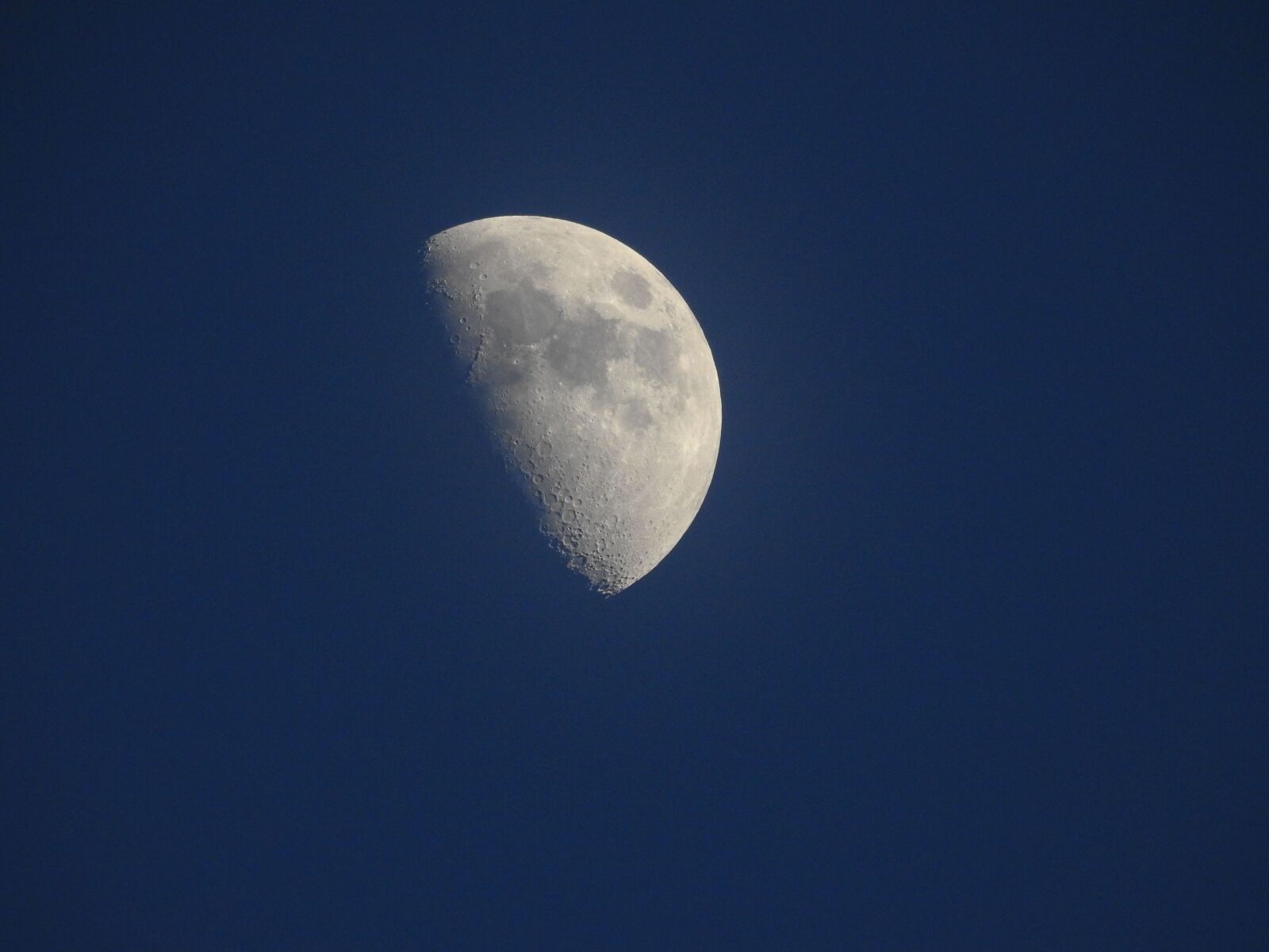 Nikon Coolpix P900 sample photo. Moon, sky, astronomy photography