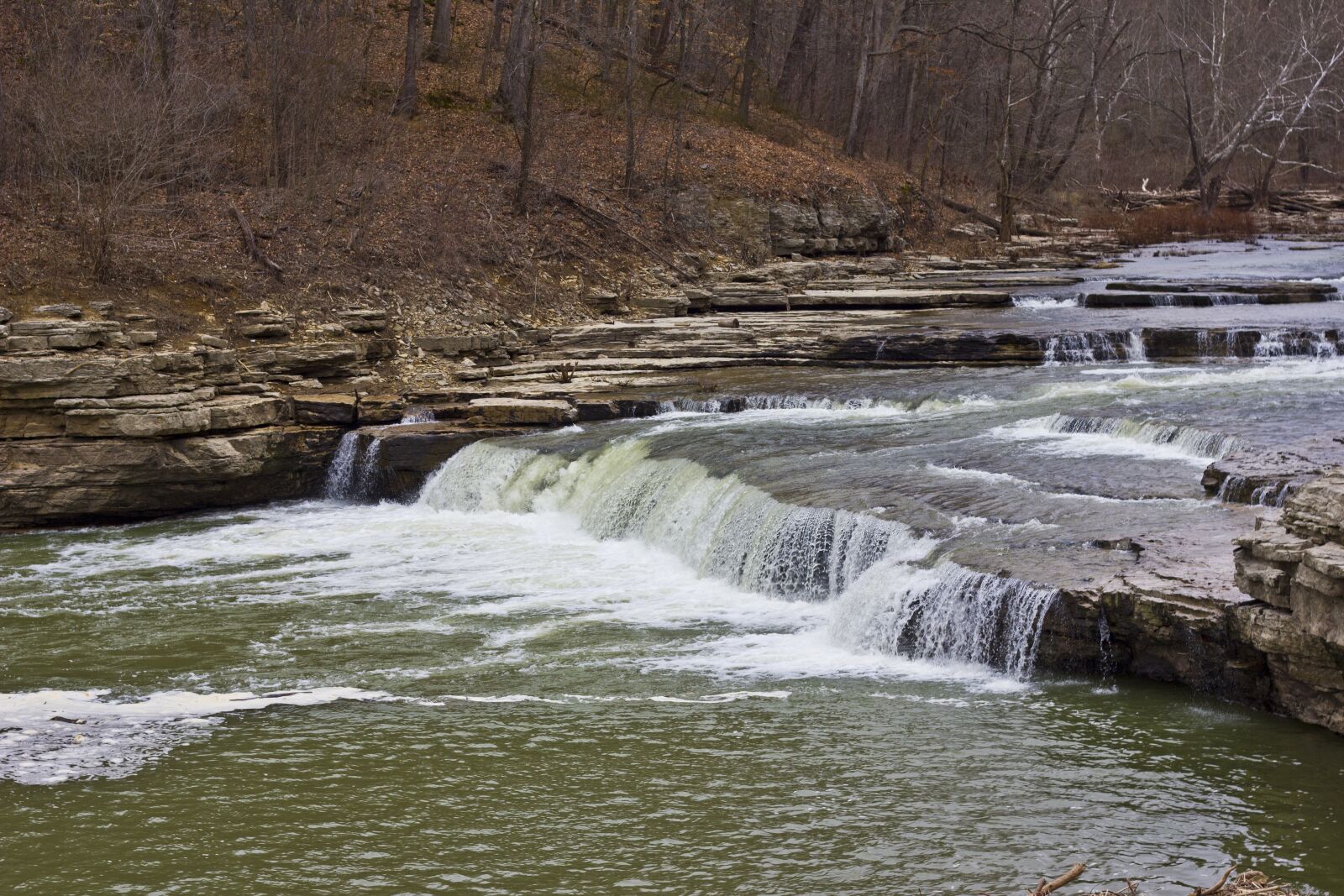 Canon EOS 550D (EOS Rebel T2i / EOS Kiss X4) sample photo. Waterfalls, winter, winter waterfall photography