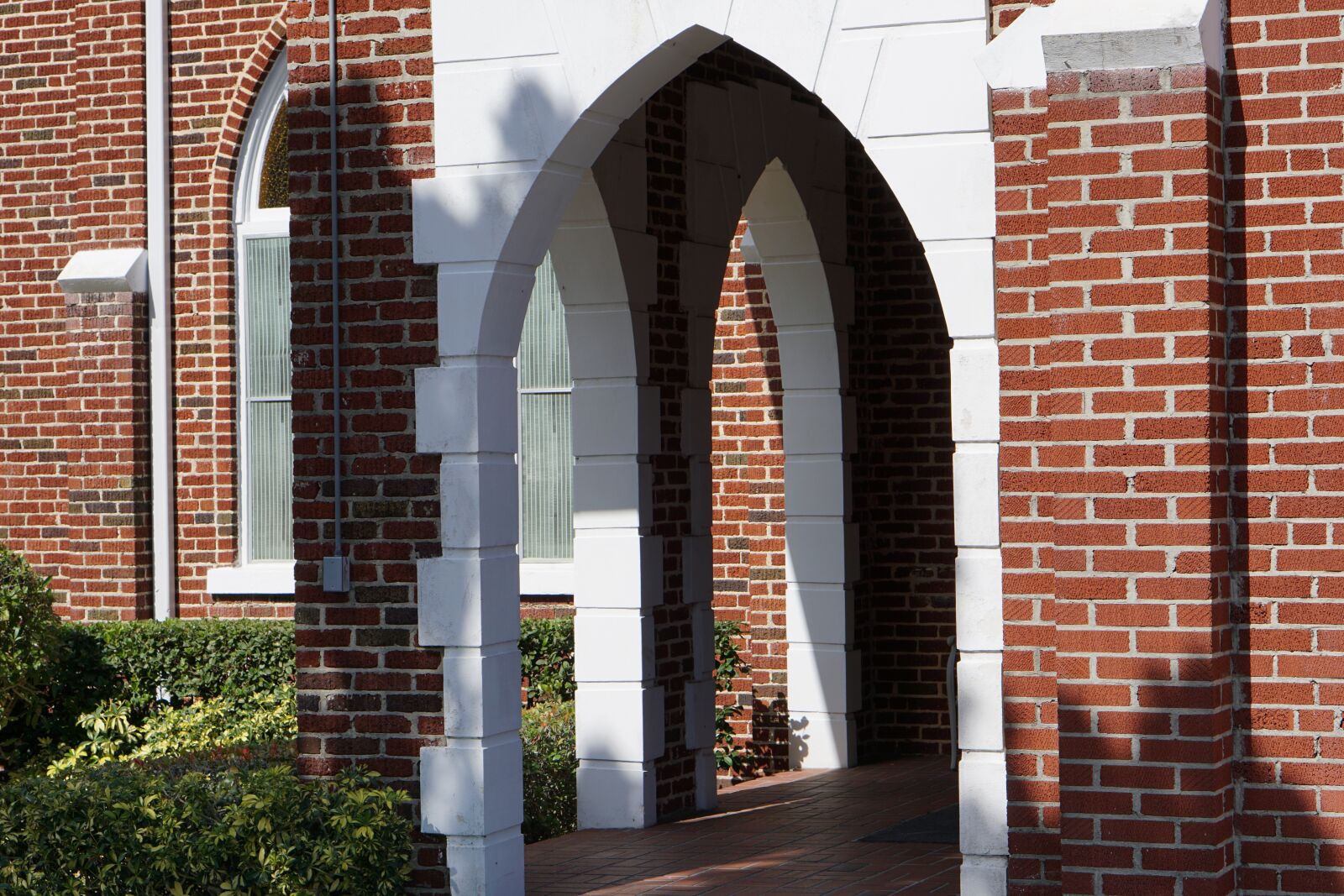 Sony a6000 sample photo. Church, architecture, arch photography
