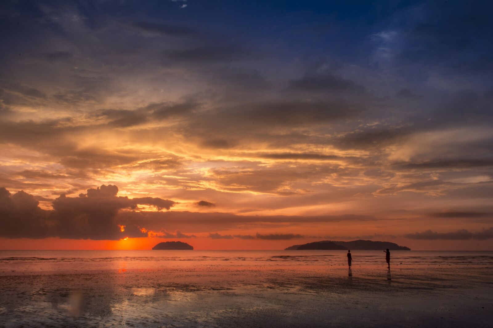 Nikon D7200 sample photo. Sunset, beach, malaysia photography