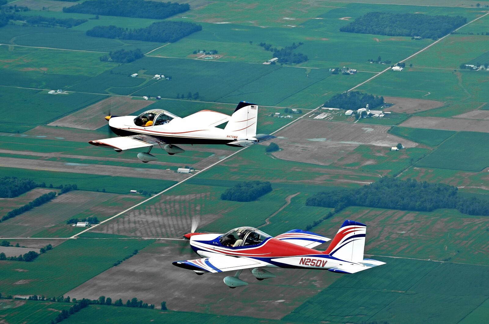 Nikon D5100 sample photo. Rv-12, flying, oshkosh photography