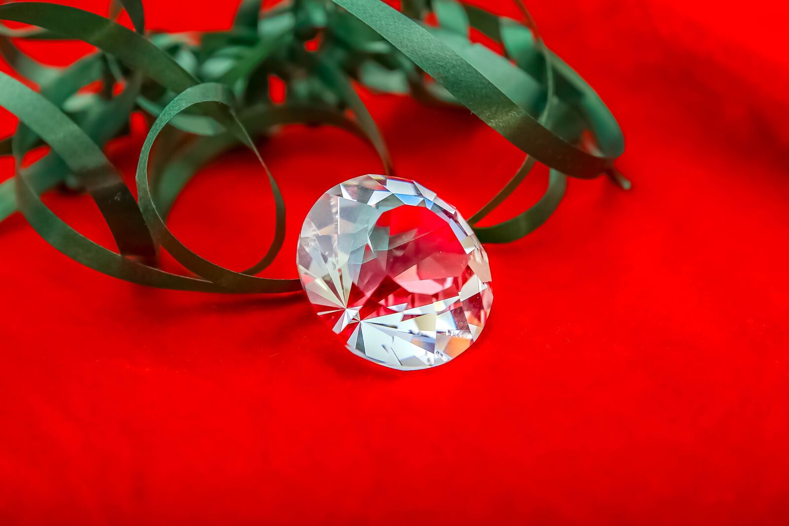 Canon EOS 6D sample photo. Diamond, jewelry, red background photography