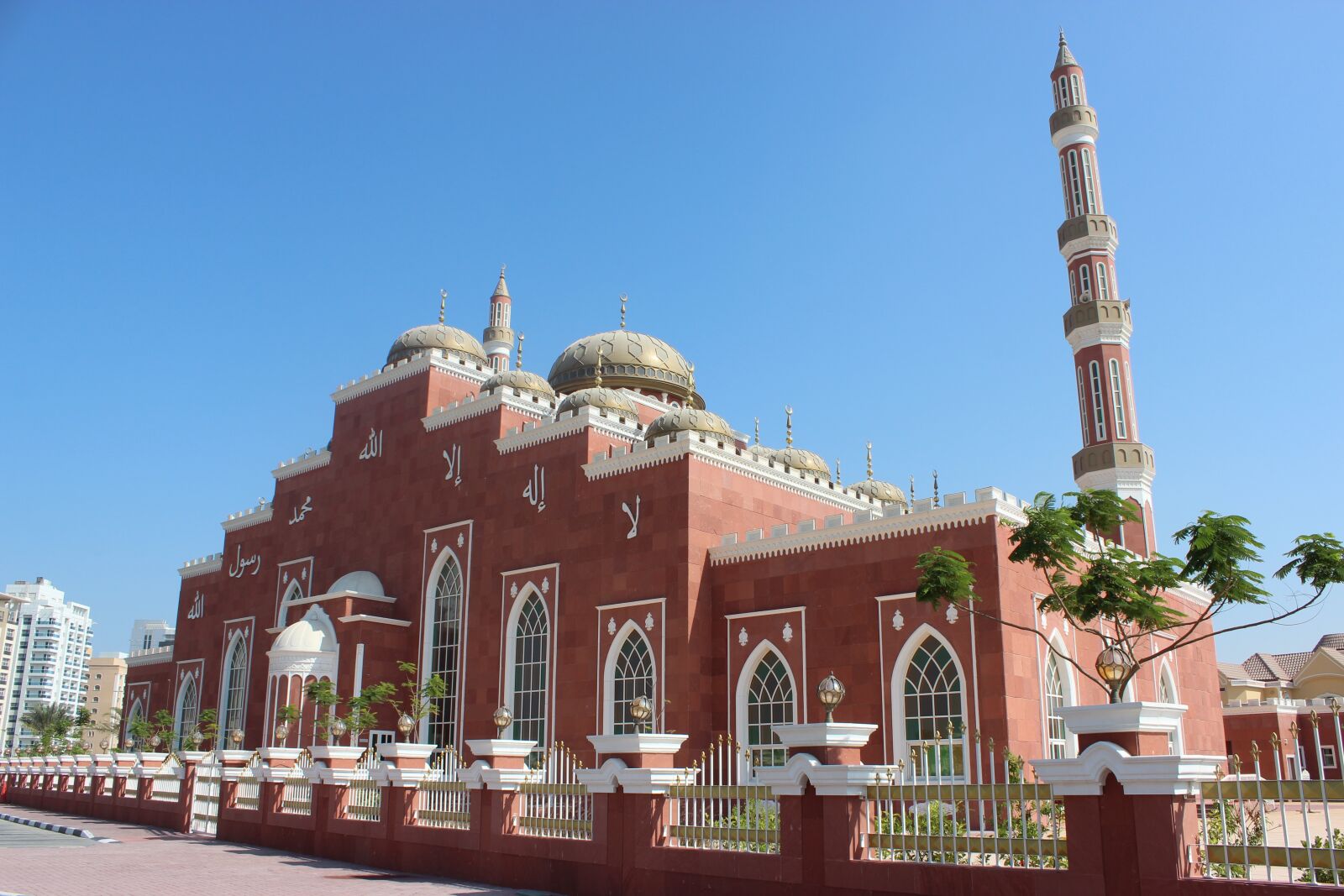 Canon EOS 600D (Rebel EOS T3i / EOS Kiss X5) sample photo. Dubai, mosque, emirates photography