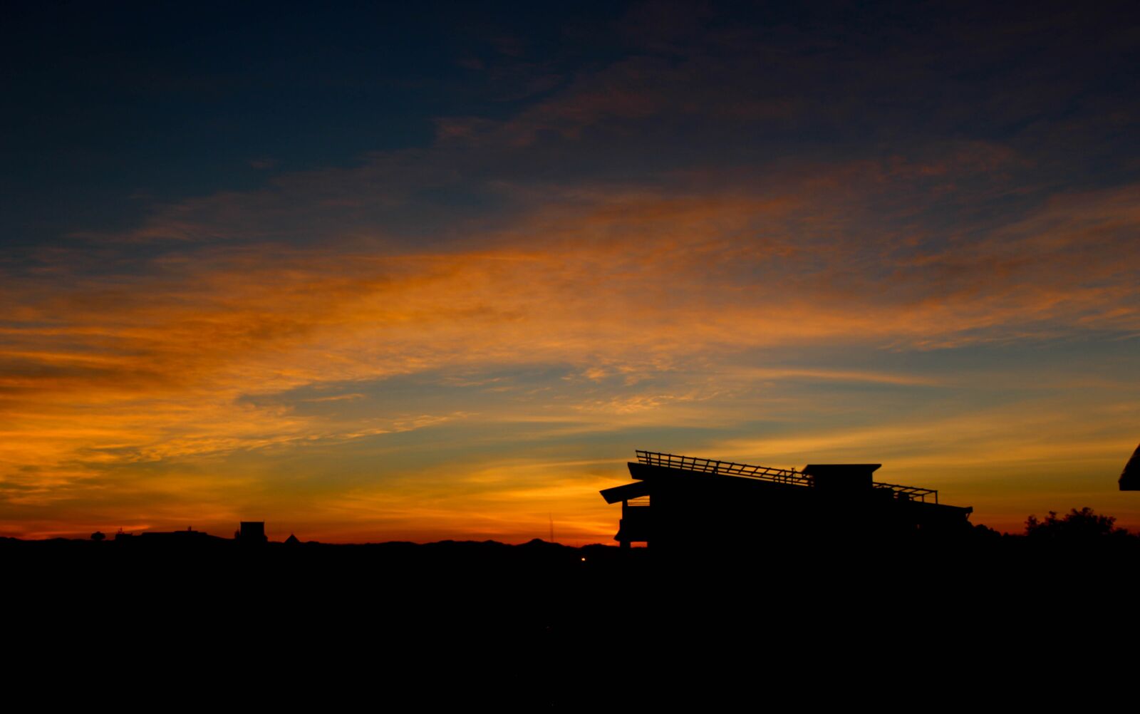 Canon EOS 700D (EOS Rebel T5i / EOS Kiss X7i) sample photo. Chiang mai, sunrise, silhouette photography