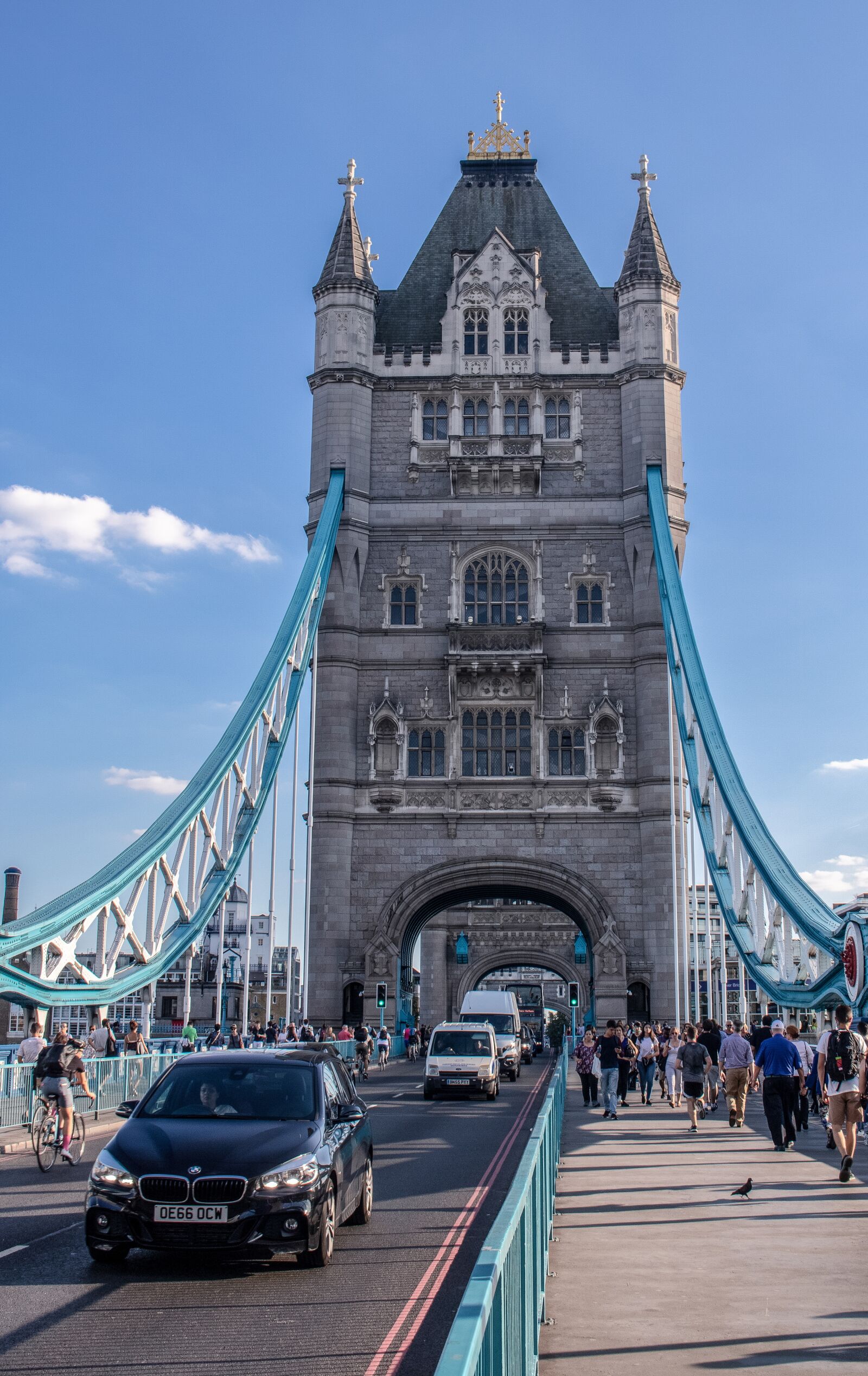 Canon EOS 750D (EOS Rebel T6i / EOS Kiss X8i) sample photo. London, tower bridge, bridge photography