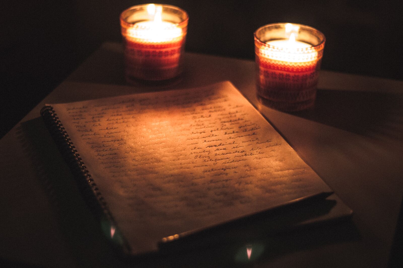 Canon EOS 100D (EOS Rebel SL1 / EOS Kiss X7) sample photo. Candle, candles, block photography
