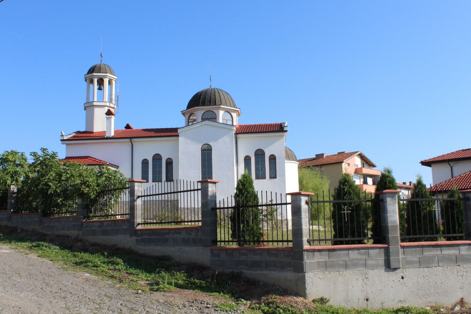 Canon EOS 1300D (EOS Rebel T6 / EOS Kiss X80) sample photo. Bulgaria, burgas, church photography