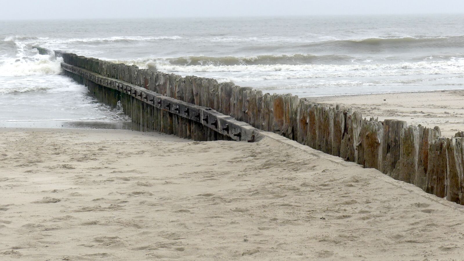 Panasonic Lumix DMC-FZ300 sample photo. Beach, north sea, sea photography