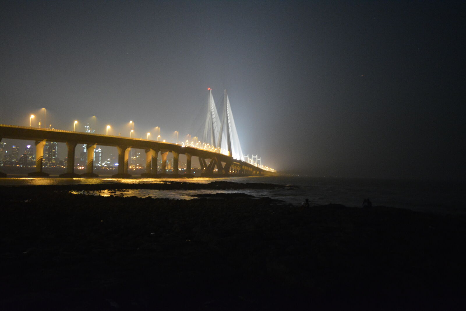 Nikon D5200 sample photo. Bandra, sea, link photography