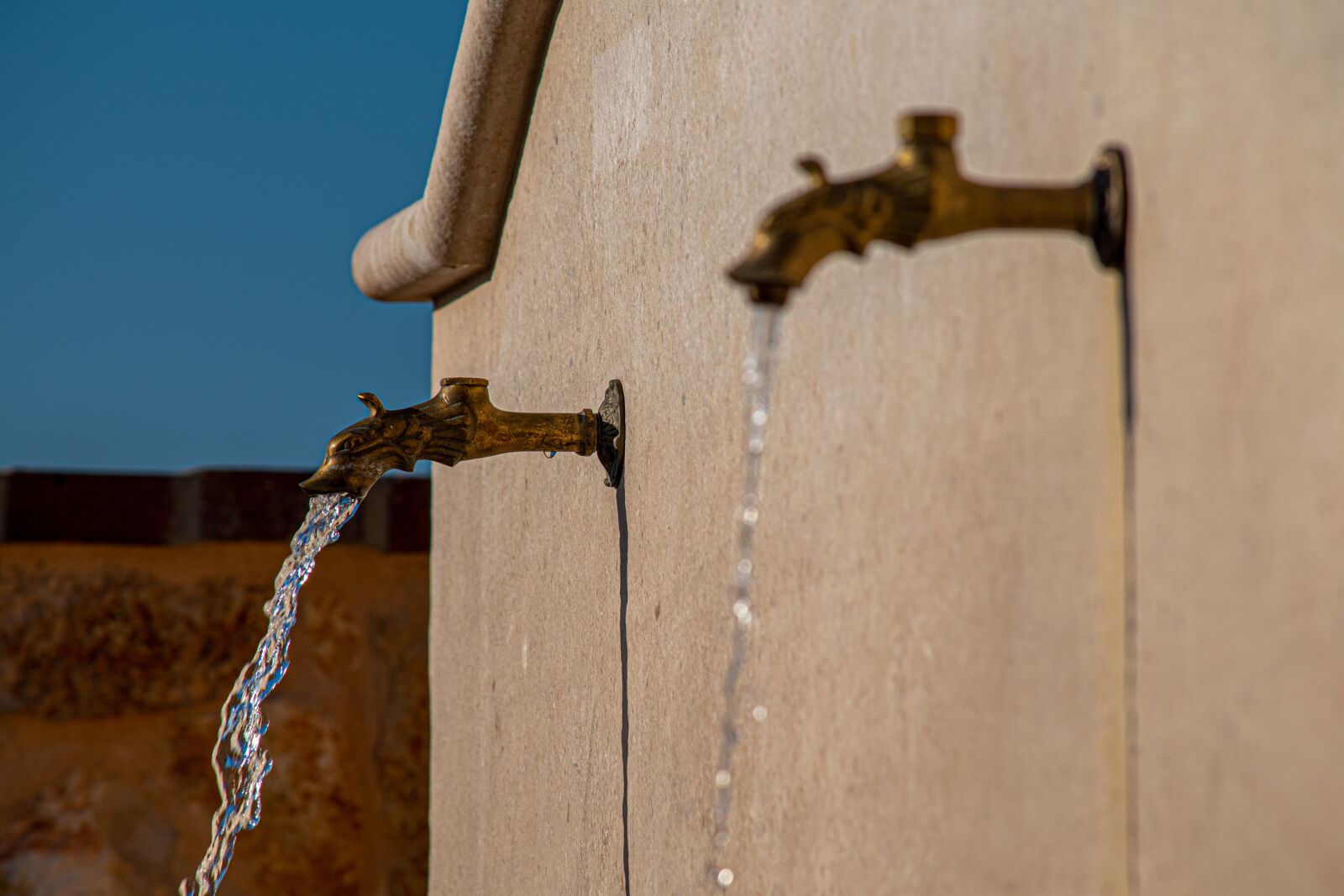 Nikon D5600 sample photo. Tap, water, wall photography