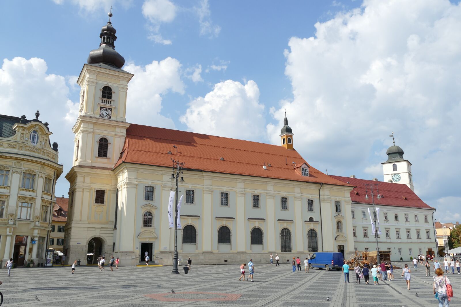 Panasonic Lumix DMC-FZ1000 sample photo. Sibiu, romania, transylvania photography