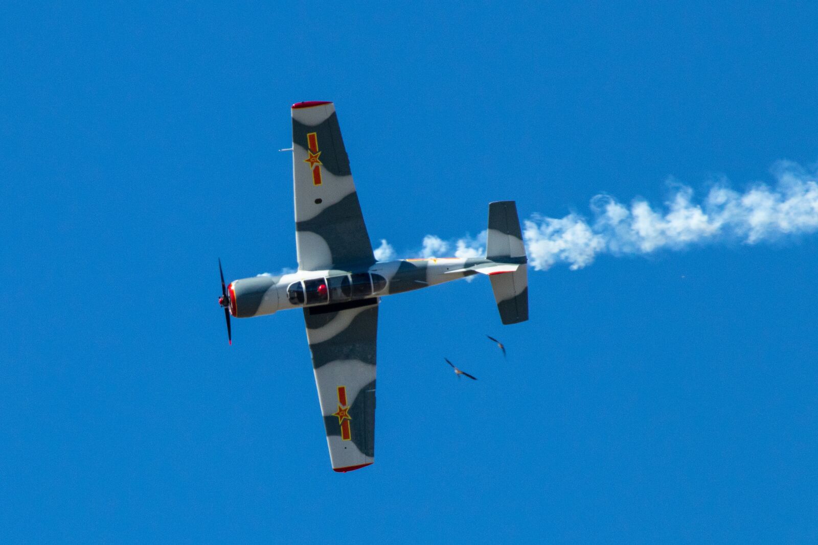 Canon EF 100-400mm F4.5-5.6L IS USM sample photo. Airplane, aircraft, sky photography