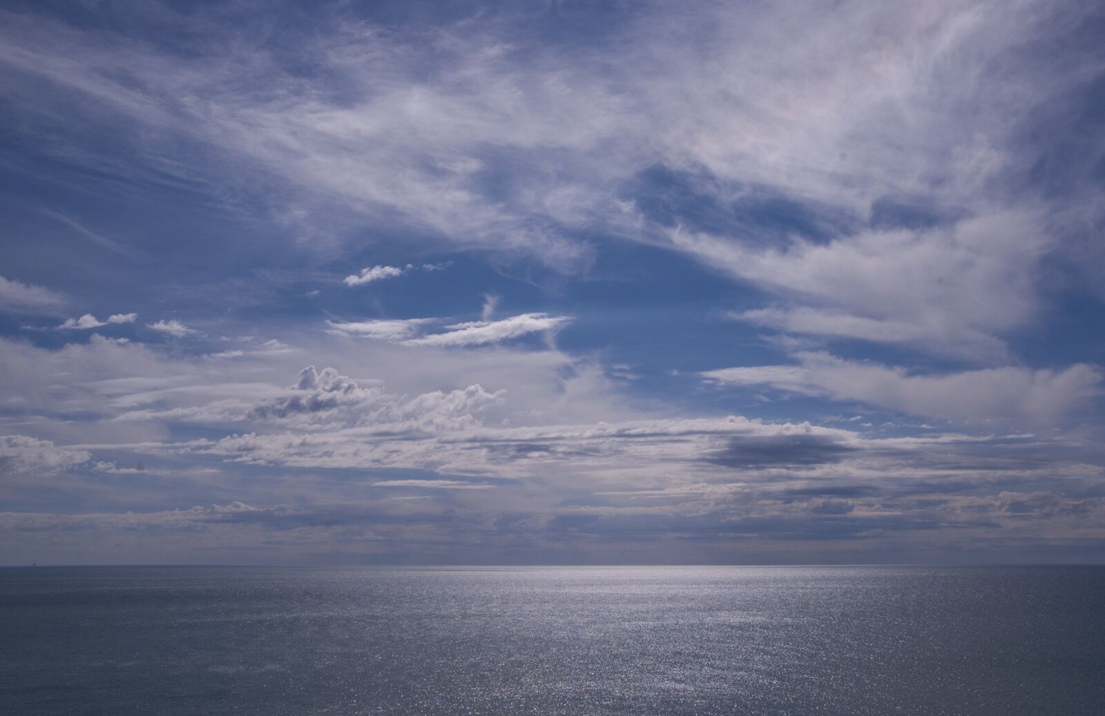 Nikon D50 sample photo. Seascape, clouds sky, ocean photography