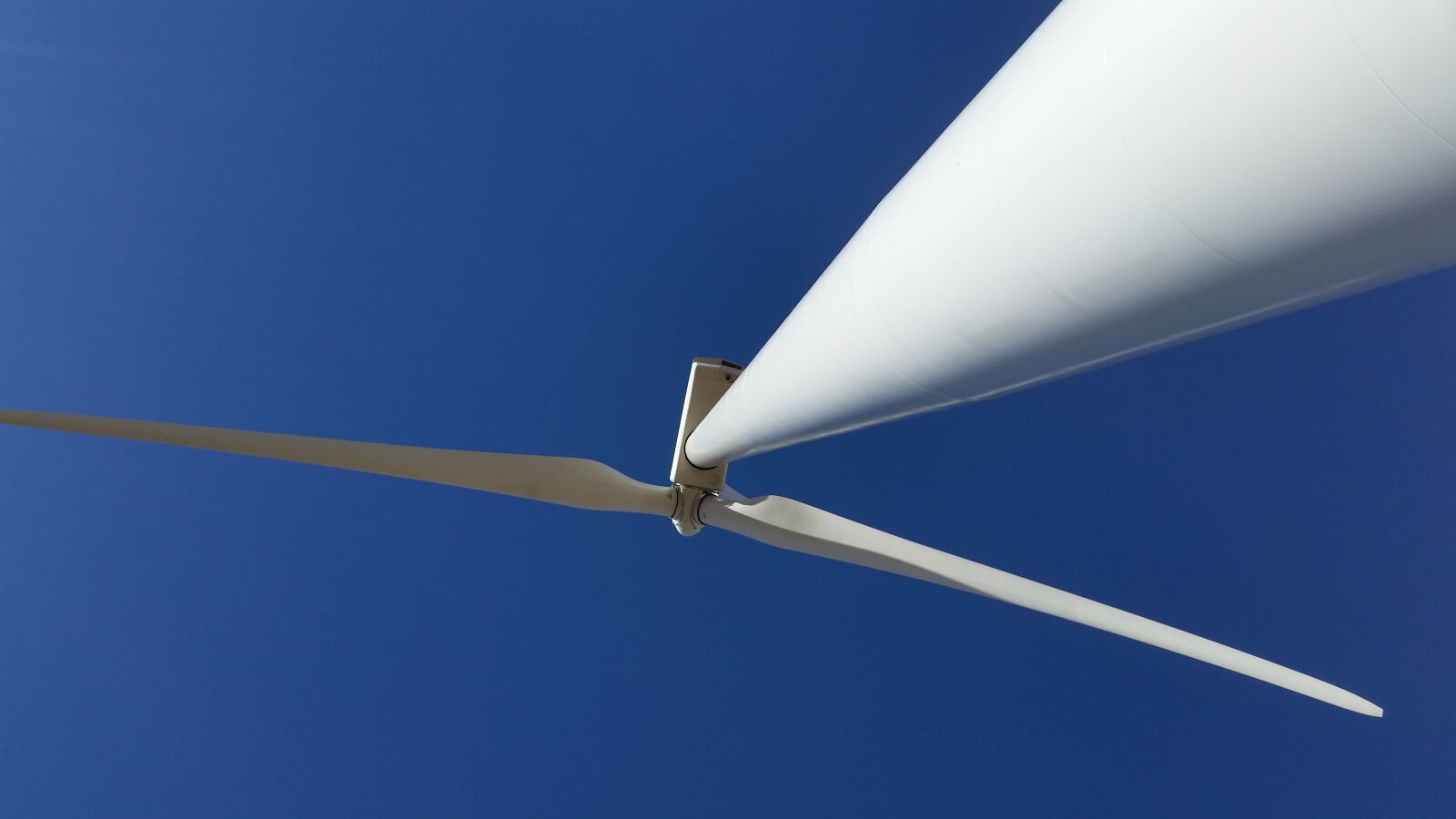 Samsung Galaxy S5 sample photo. Windmill, turbine, power photography