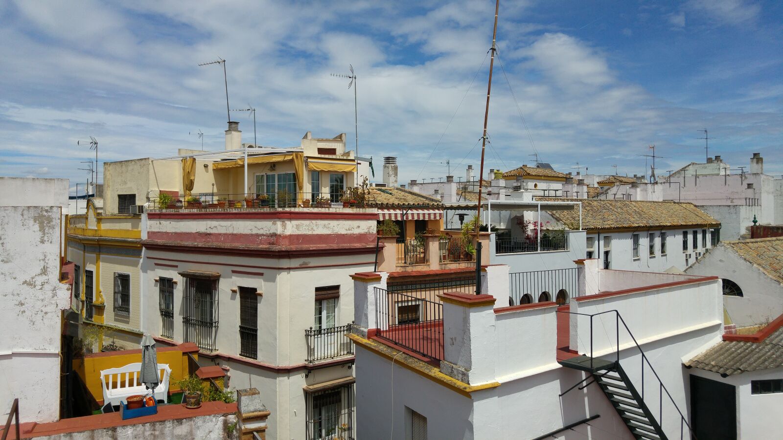 LG G4 sample photo. Roof terraces, sevilla, city photography