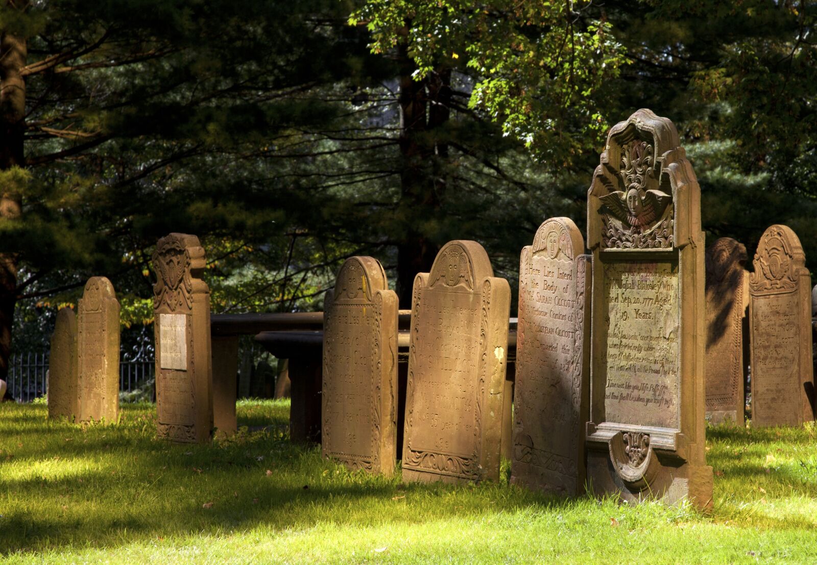Canon EOS 5D Mark II sample photo. Cemetery, grave, graves photography