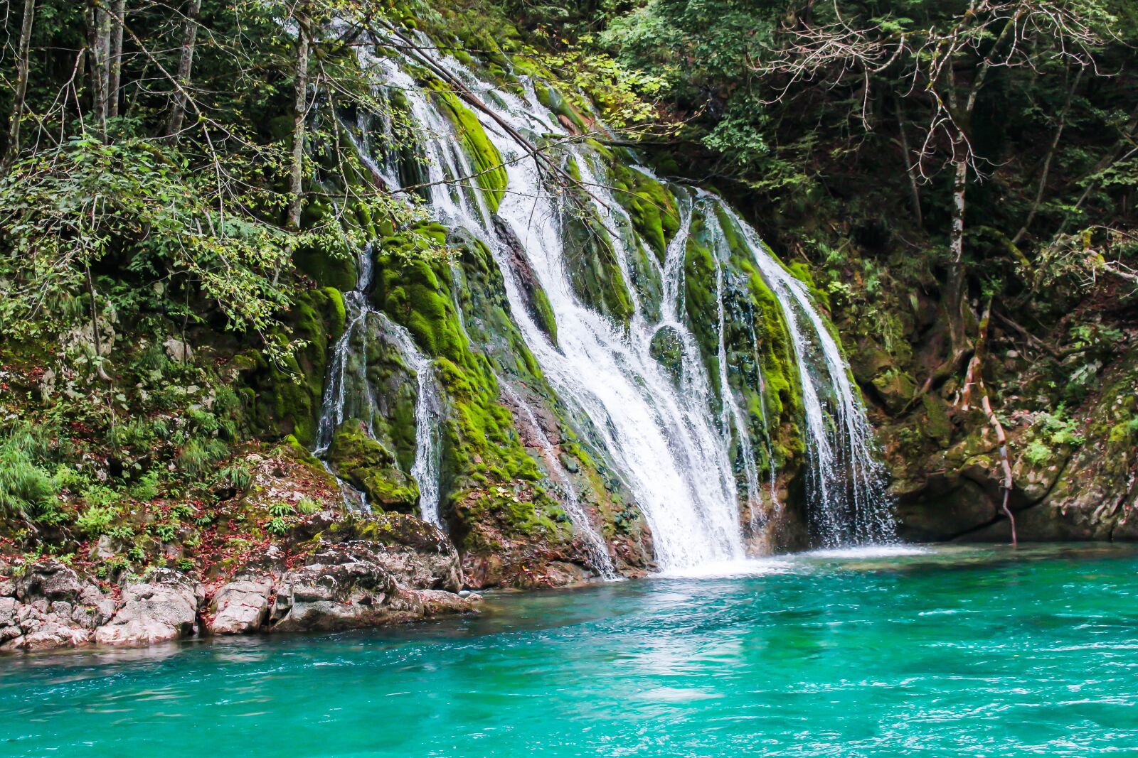 Canon EOS 100D (EOS Rebel SL1 / EOS Kiss X7) sample photo. Canyon, montenegro, cascade photography
