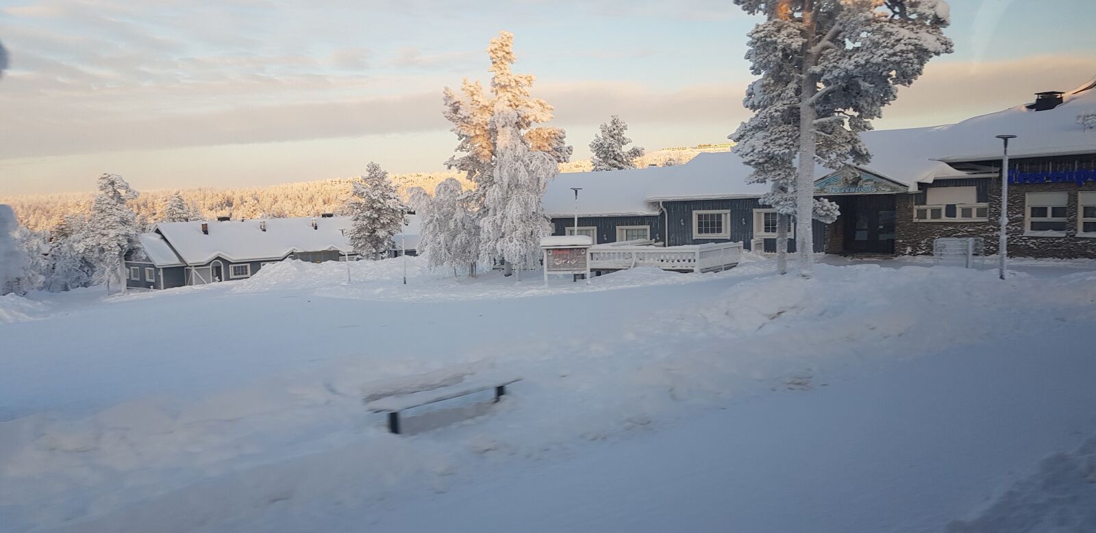 Samsung Galaxy S8 sample photo. Snow, finland, lapland photography