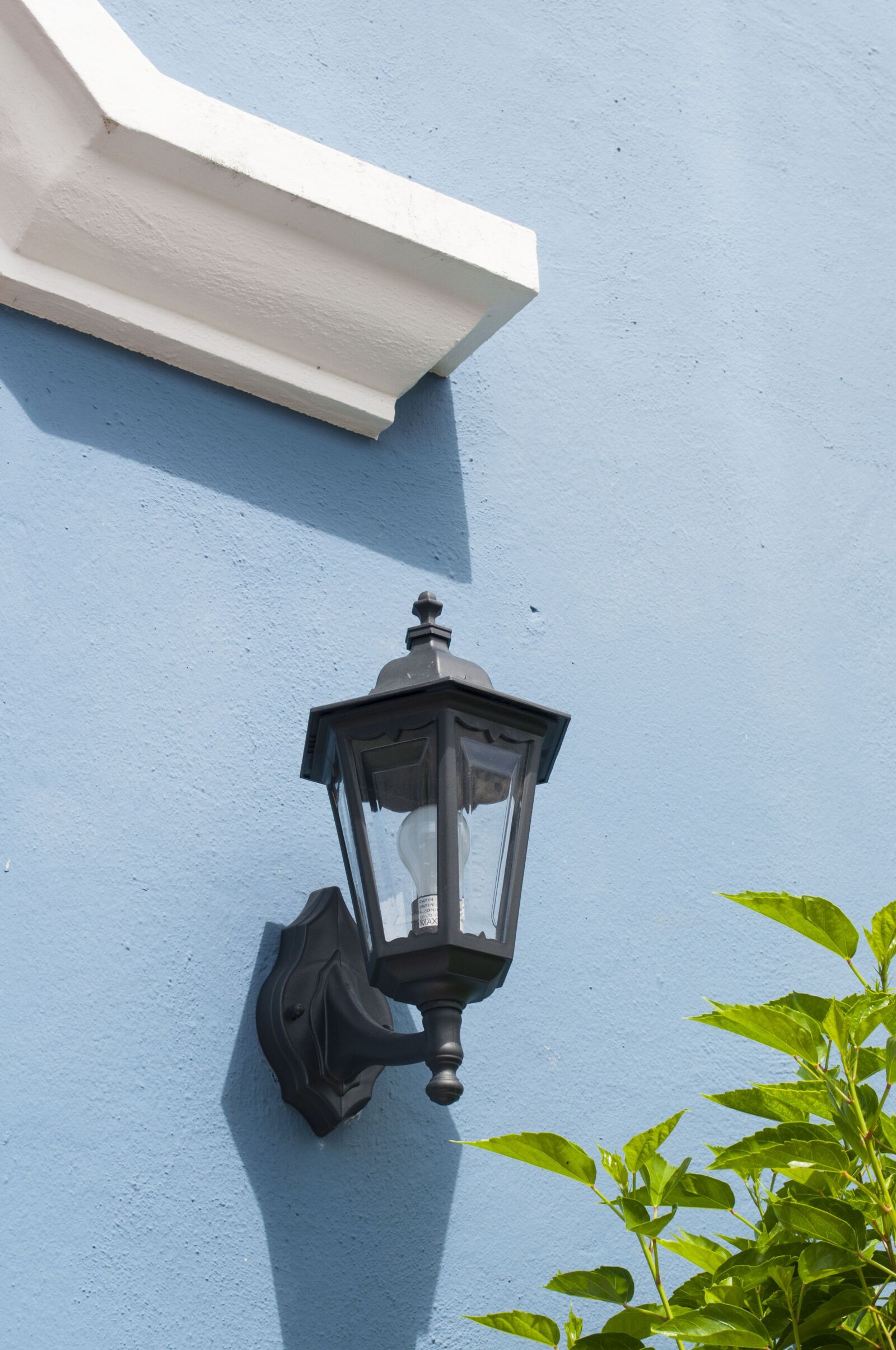 Nikon D5000 sample photo. Lamp, sunlight, blue photography