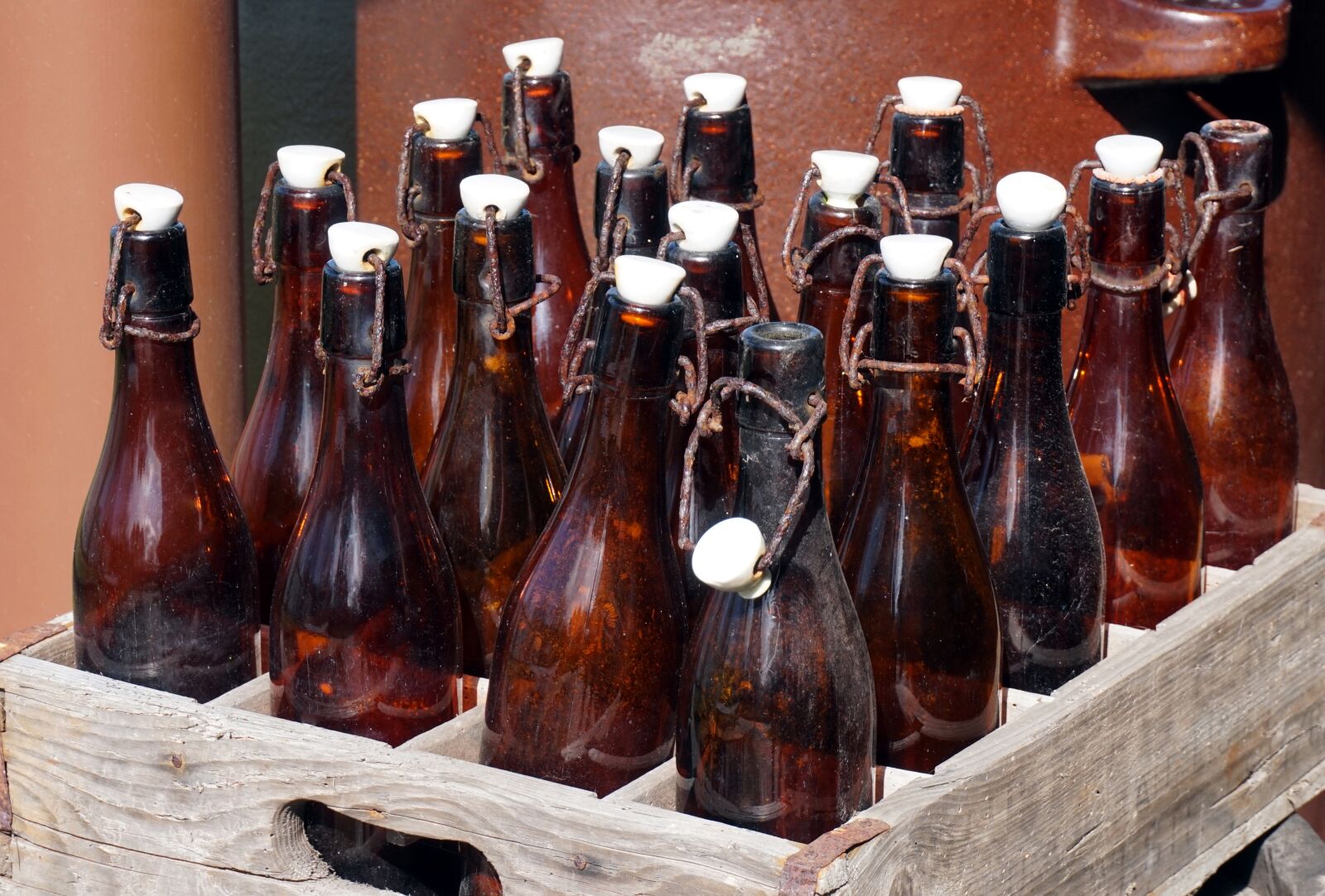Sony Alpha a5000 (ILCE 5000) sample photo. Beer, wood, drink photography