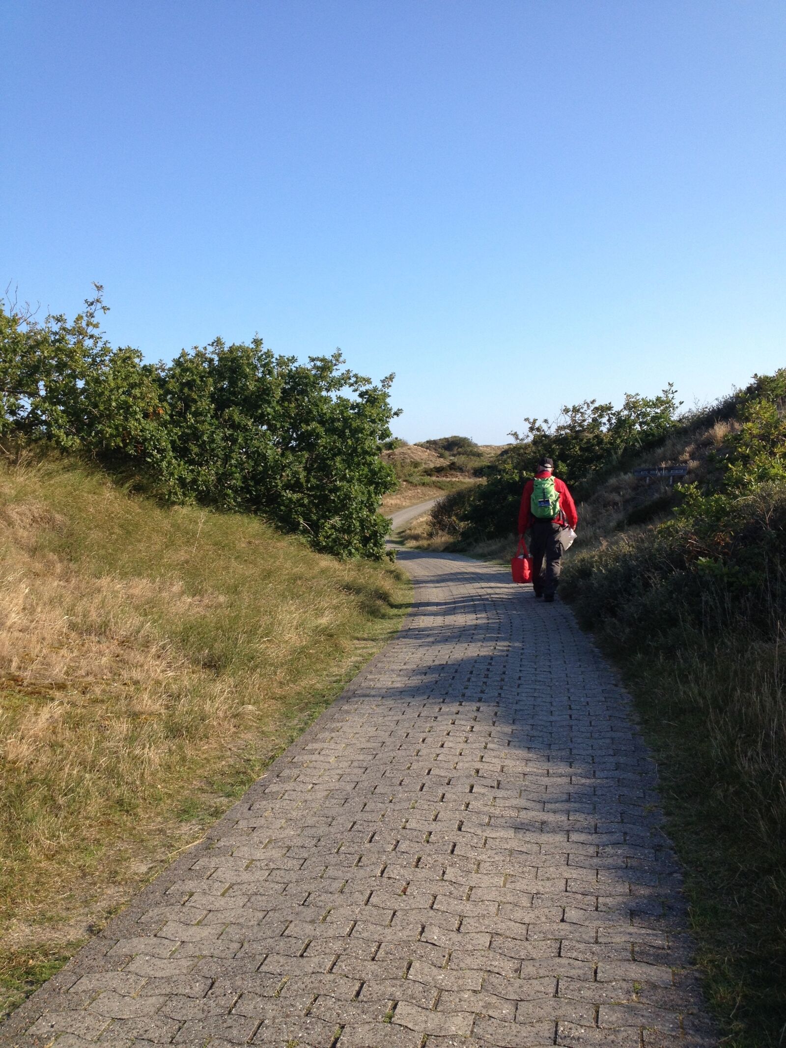 iPhone 4S back camera 4.28mm f/2.4 sample photo. Way, island, spiekeroog photography