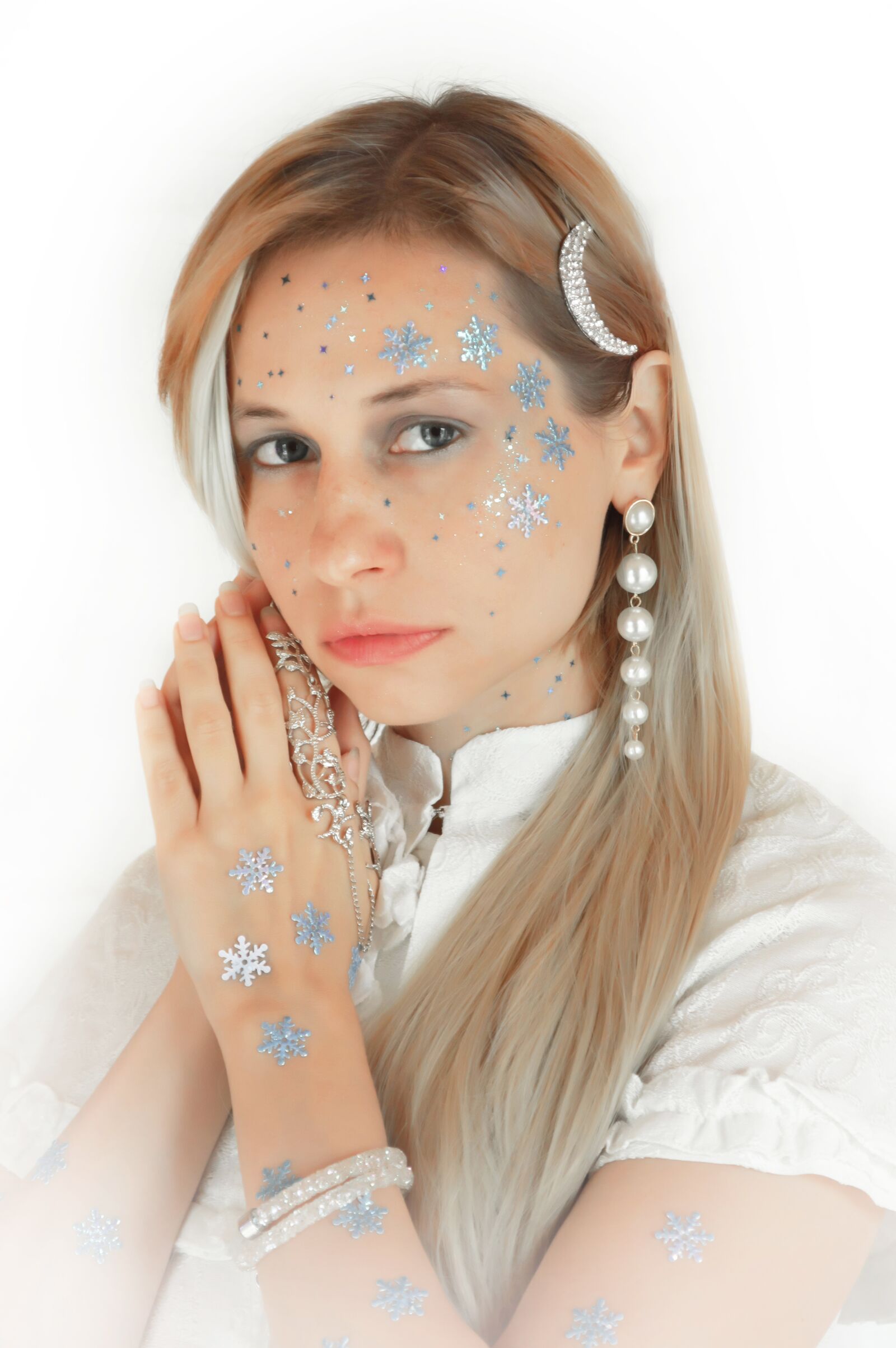Nikon D3200 sample photo. Blonde, makeup, body painting photography