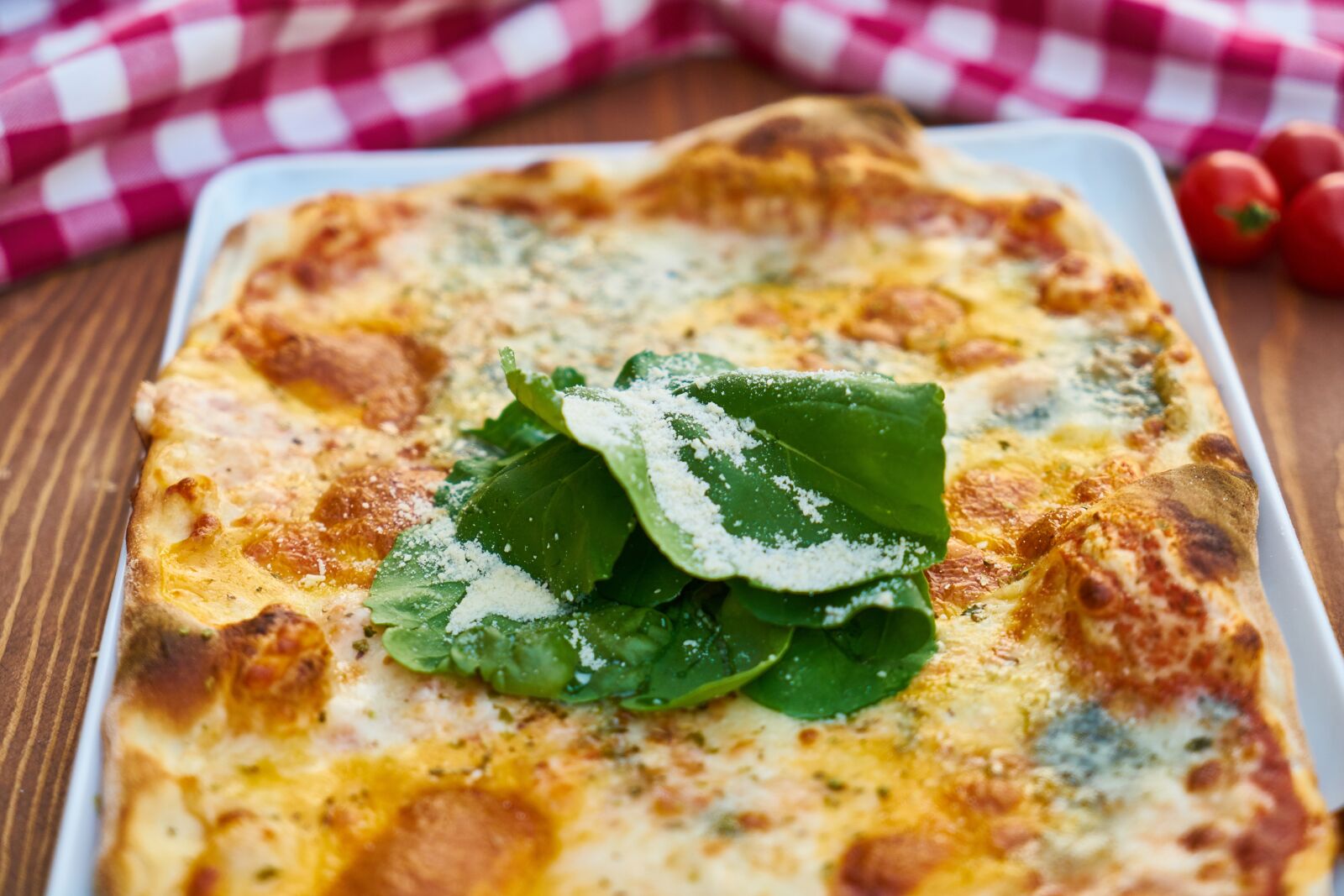 Sony a7R II sample photo. Pizza, dough, hot photography