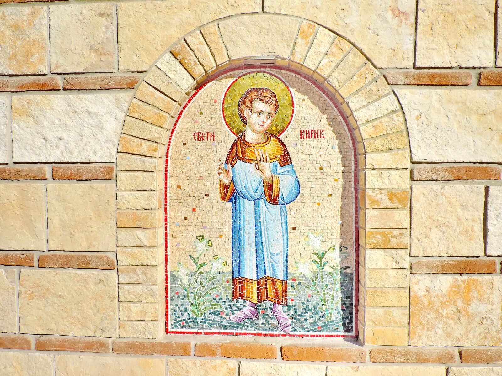 Nikon Coolpix P520 sample photo. Mosaic, architecture, tile, wall photography