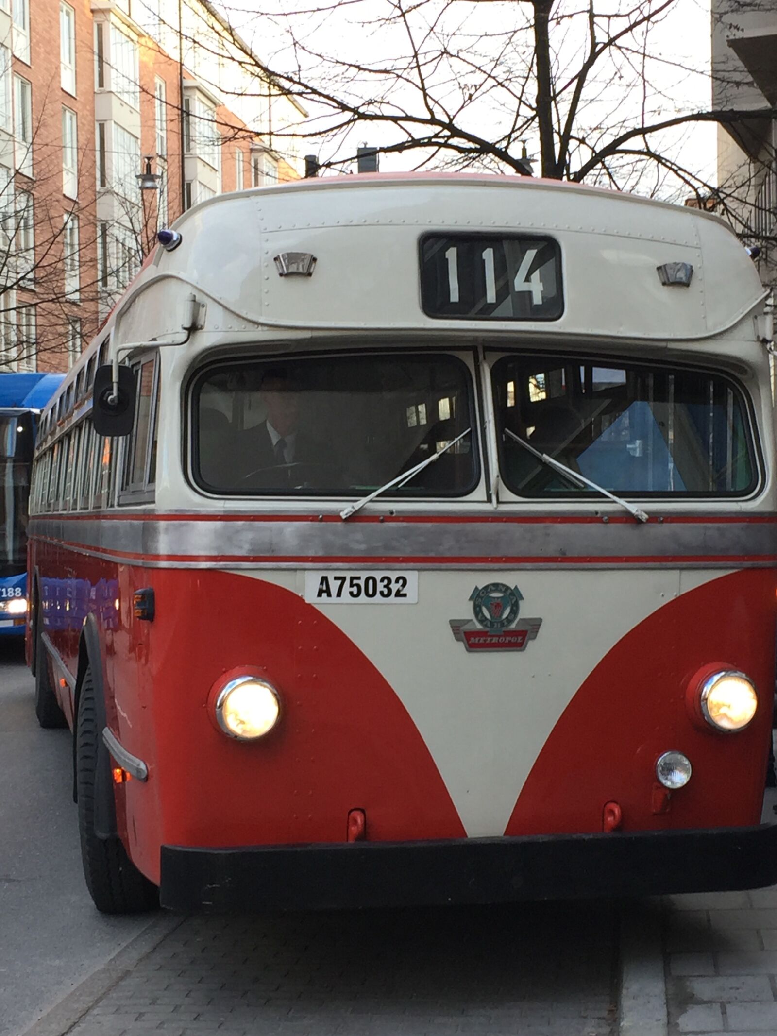 Apple iPhone 6 sample photo. Scania-vabis metropol, bus, traffic photography