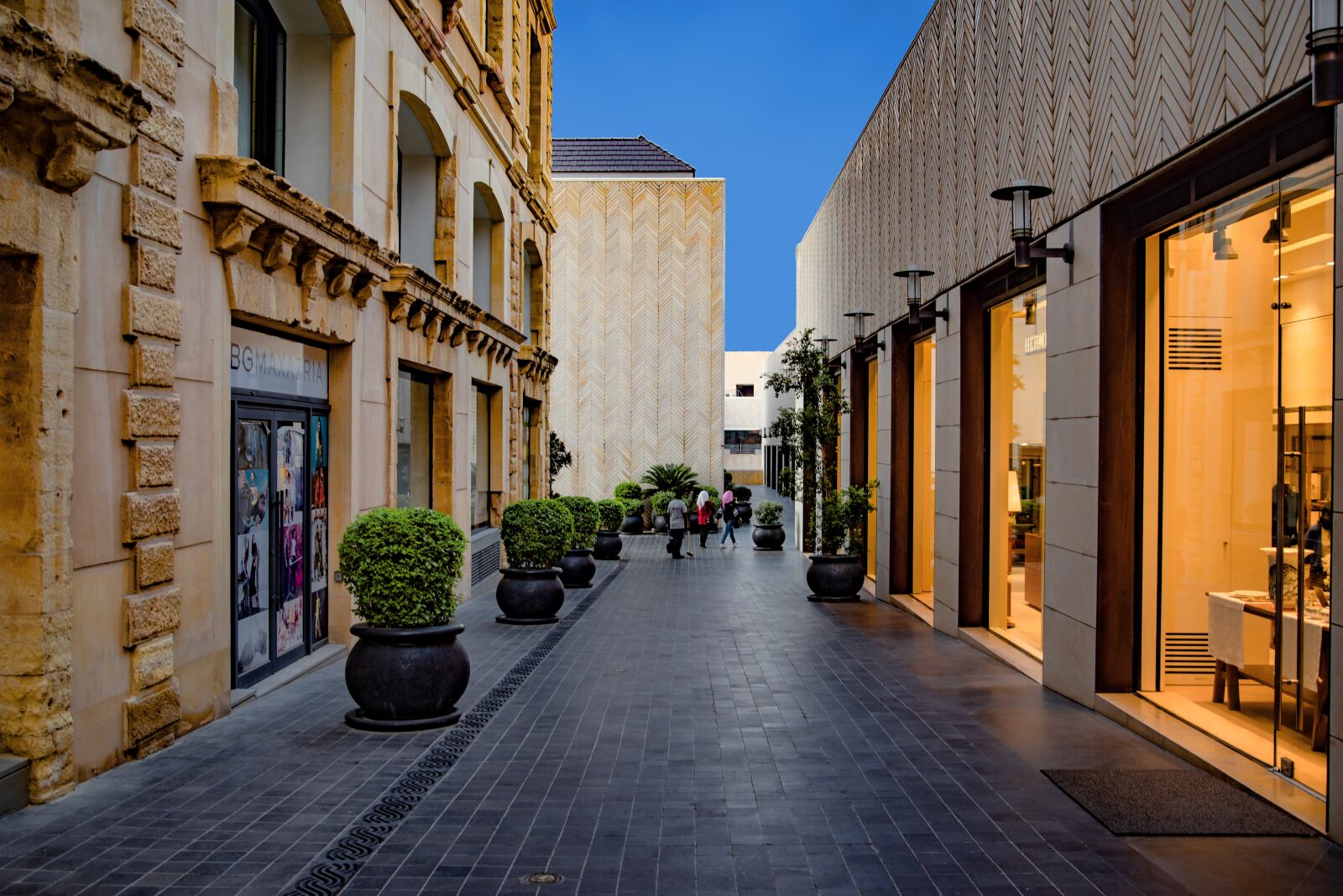 Pentax K-1 Mark II sample photo. Shop center, street, city photography