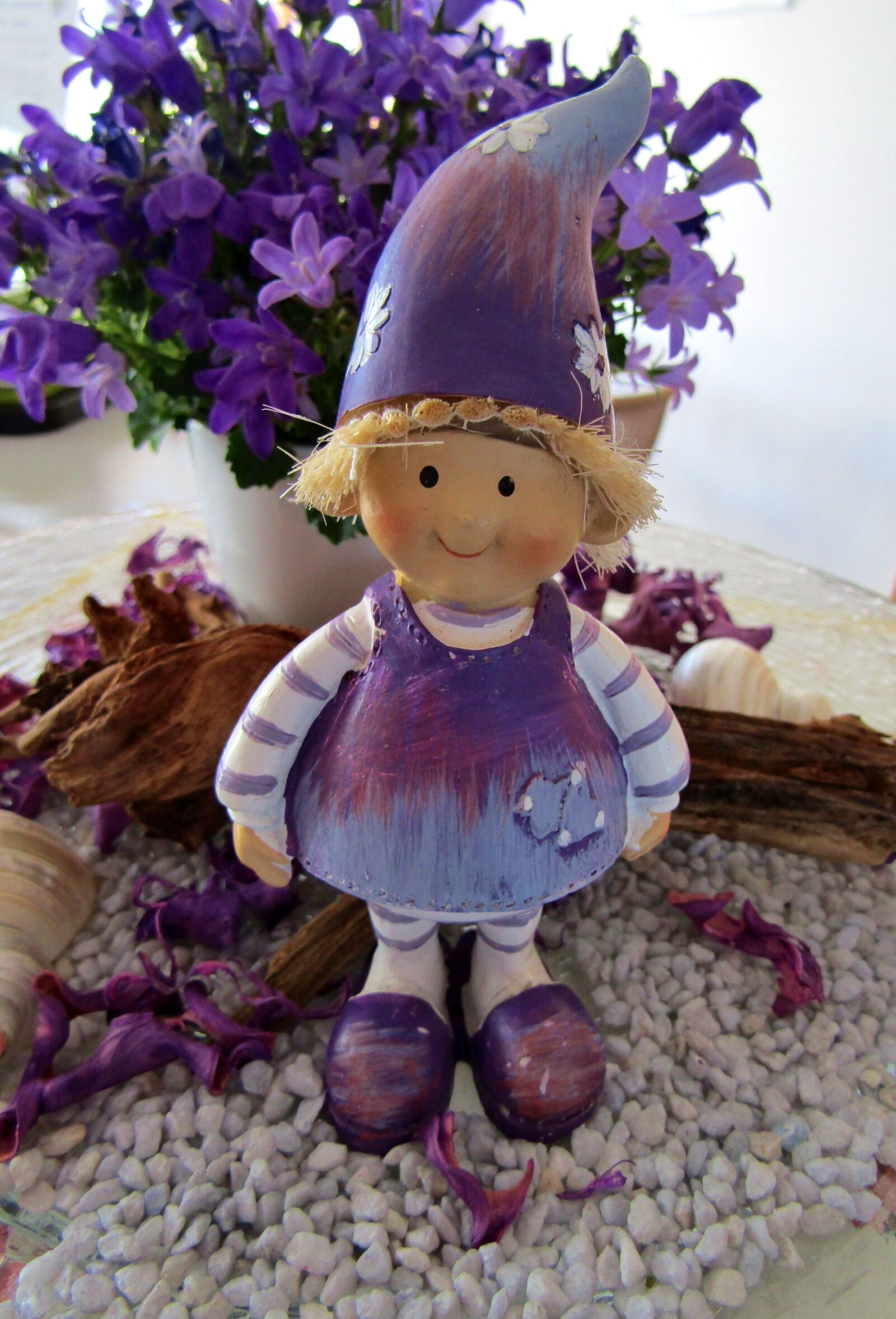 Canon POWERSHOT SX432 IS sample photo. Dwarf, imp, brownie photography