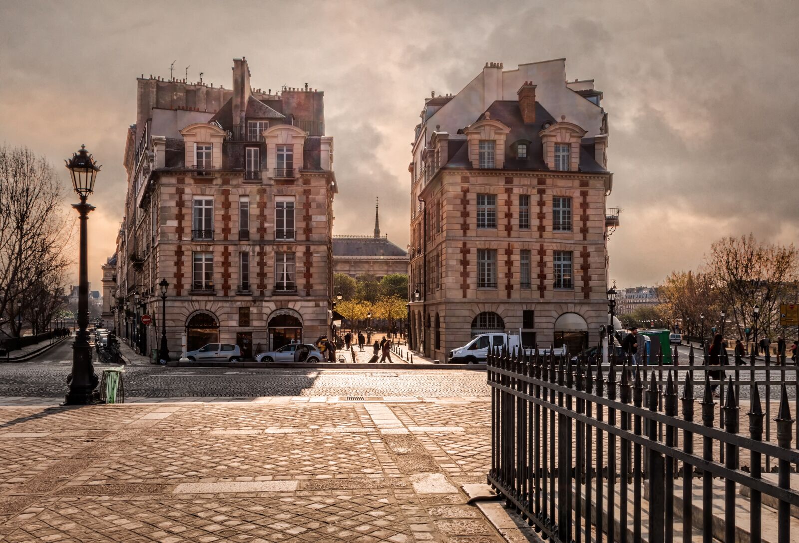 Canon EOS 80D sample photo. Paris, against the light photography