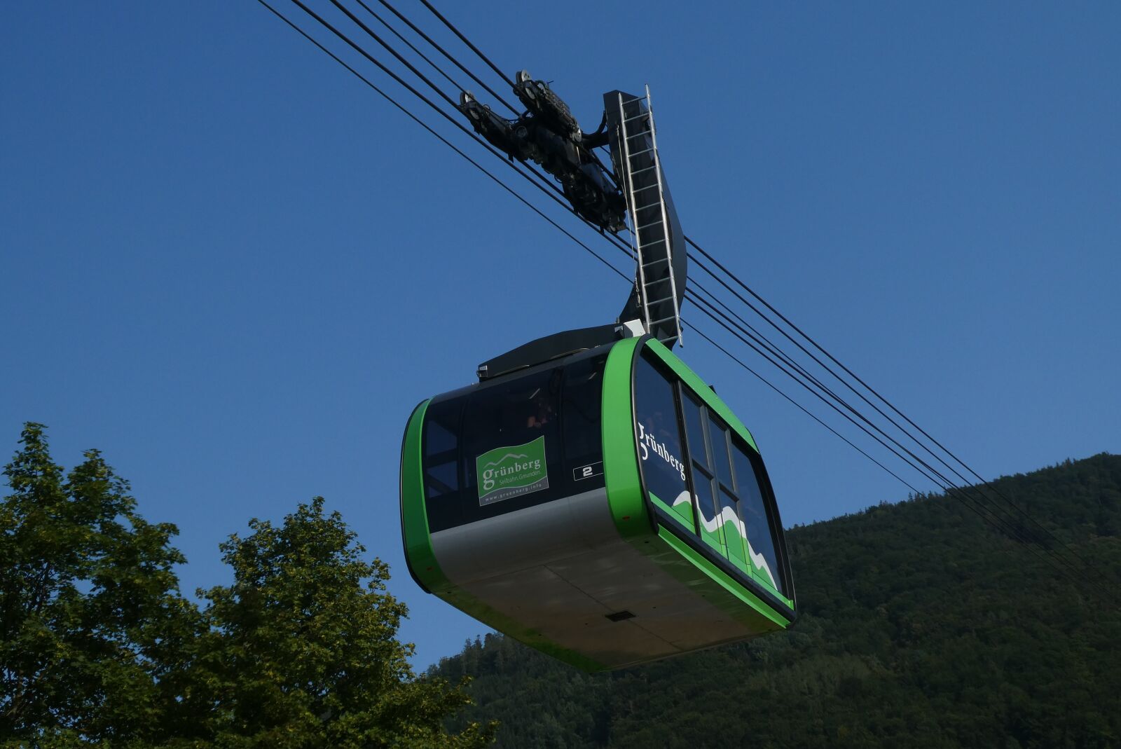 Panasonic Lumix DC-ZS70 (Lumix DC-TZ90) sample photo. Cableway, grünberg-seilbahn, gmunden photography