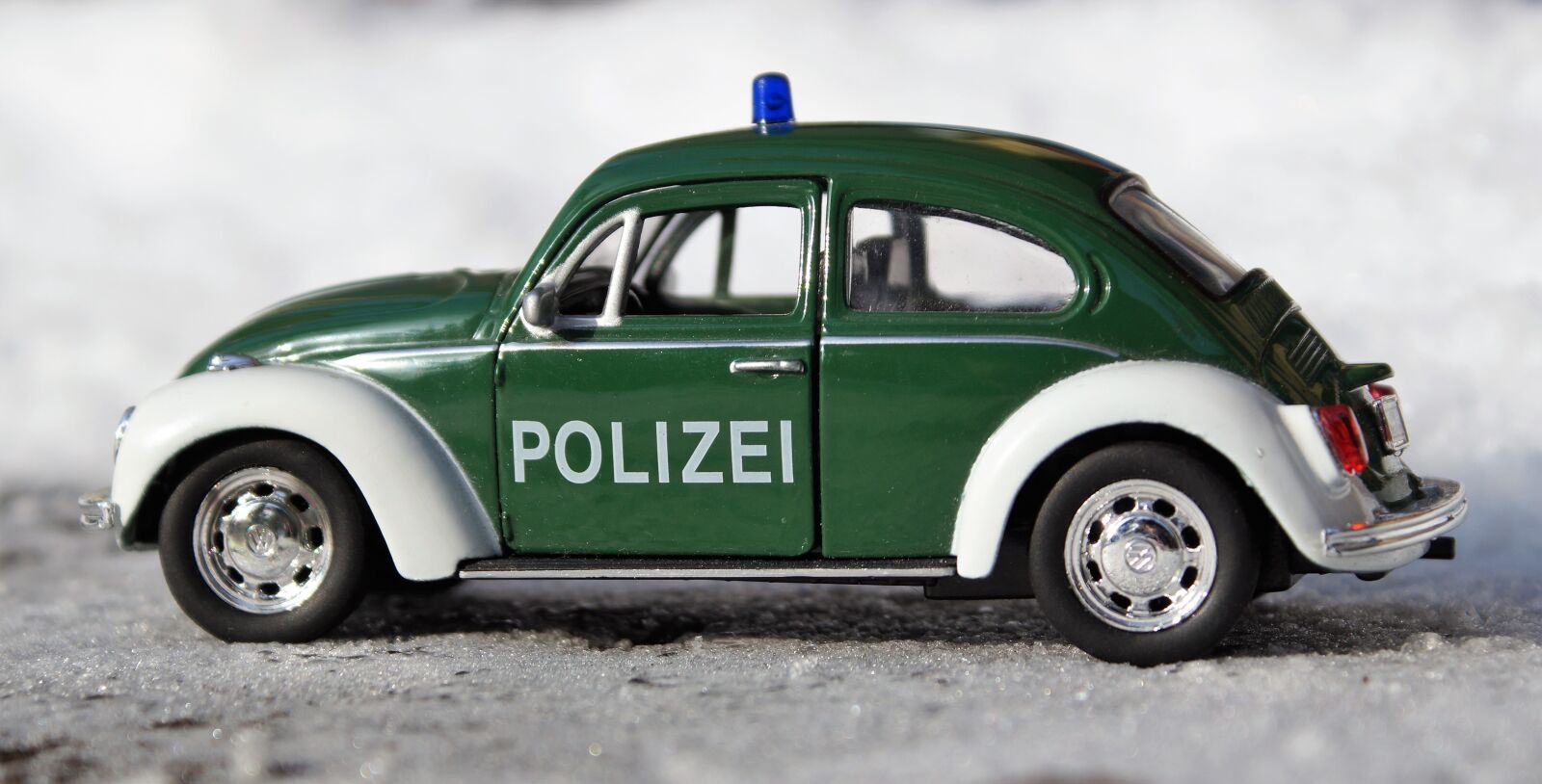 Sony DT 18-70mm F3.5-5.6 sample photo. Model car, auto, vw photography