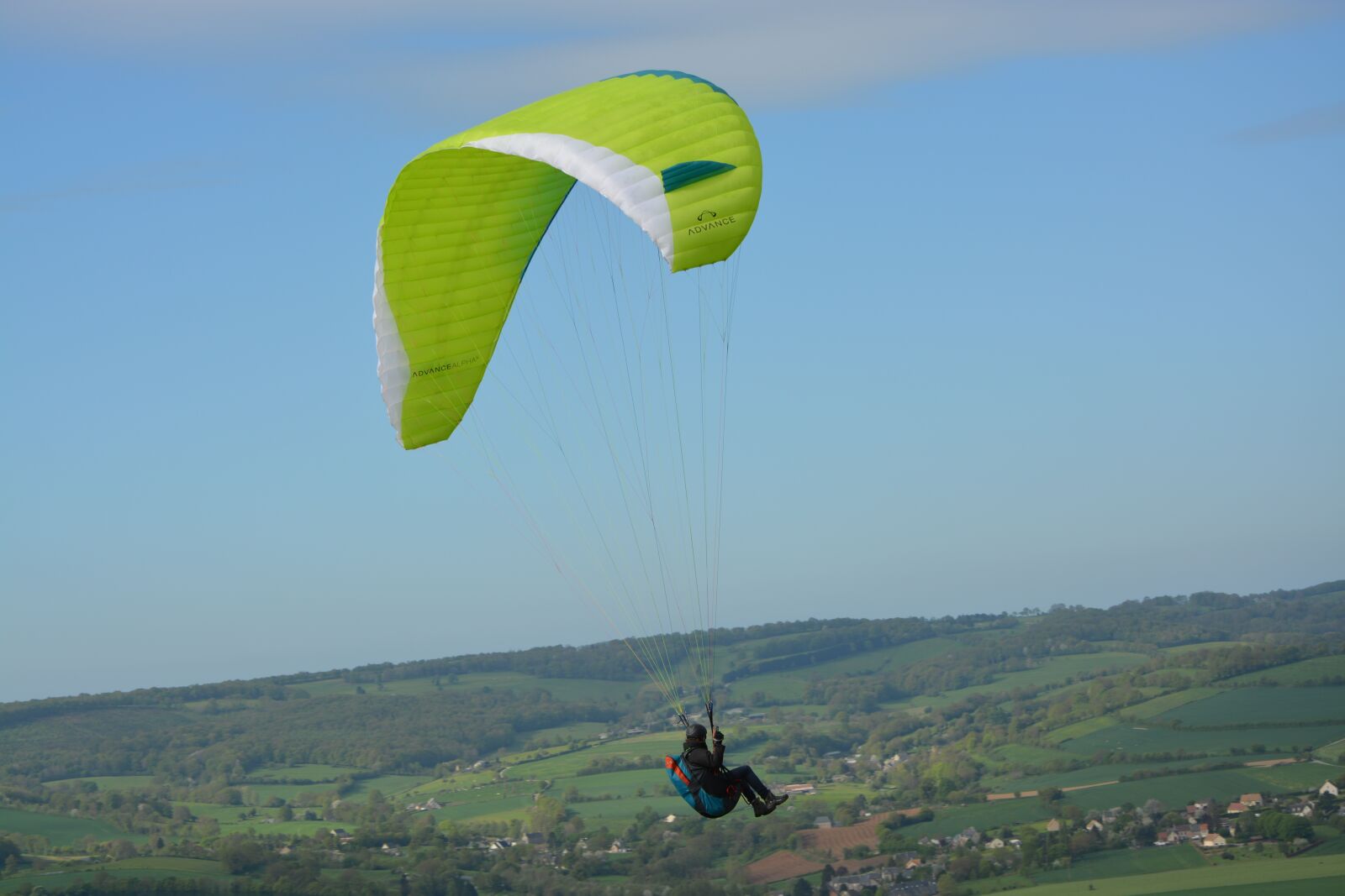Nikon D5200 sample photo. Paragliding, sailing, wing yellow photography