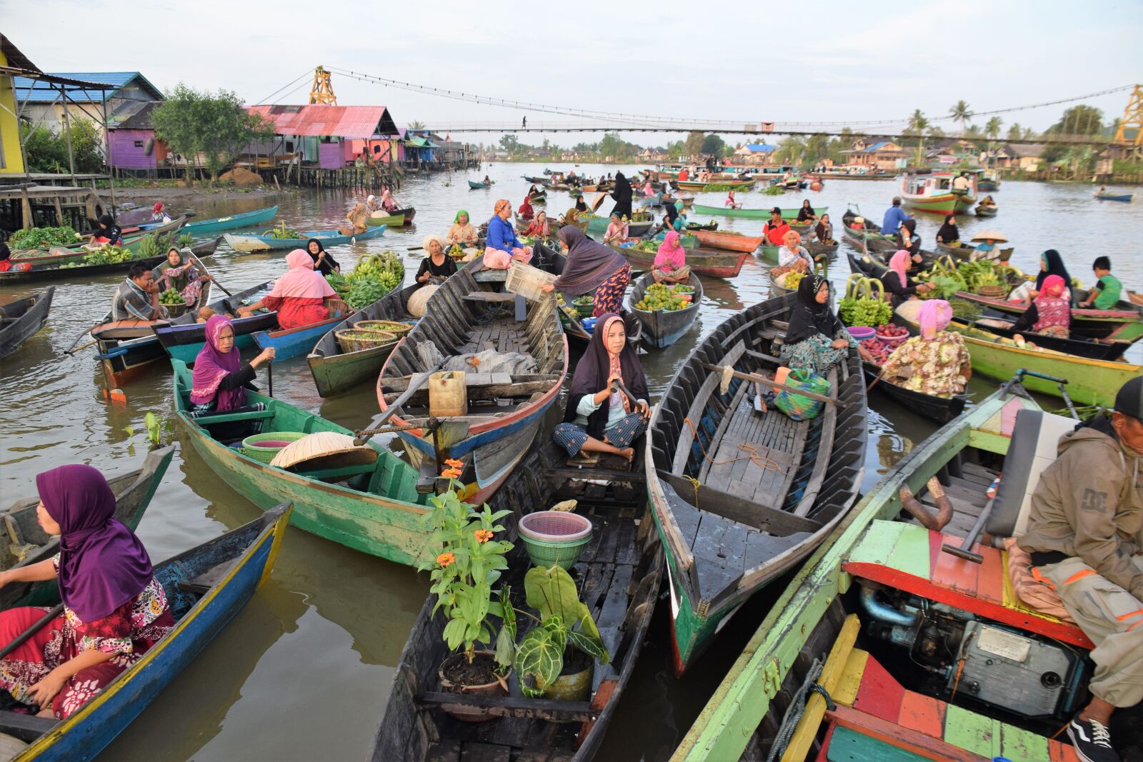Nikon D5300 sample photo. Floating, market, shopping photography