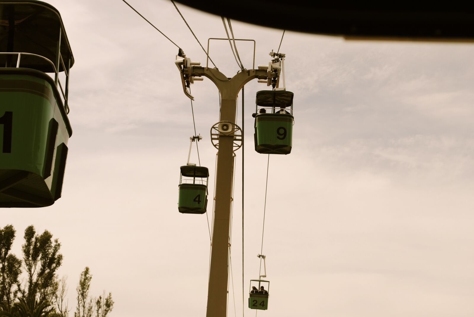 Nikon D3000 sample photo. Gondola, sky, high photography