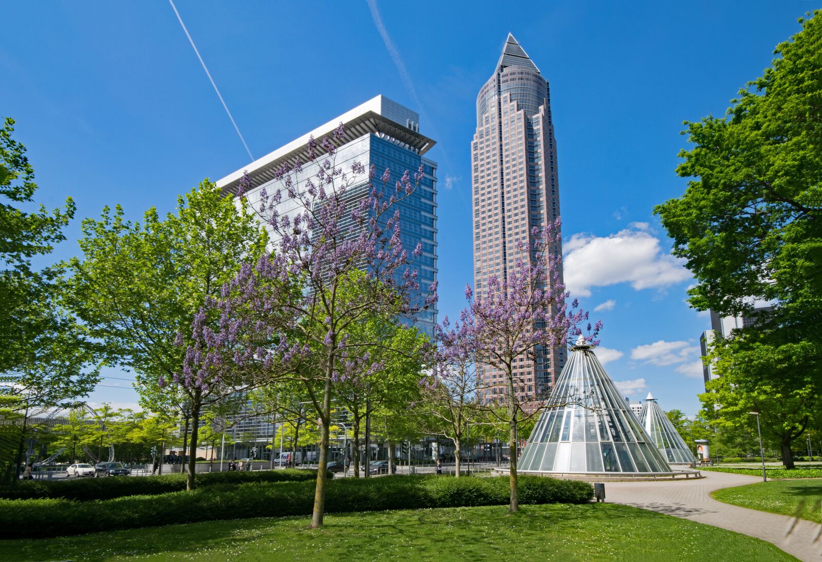 Nikon D5300 sample photo. Frankfurt, fair, messeturm photography