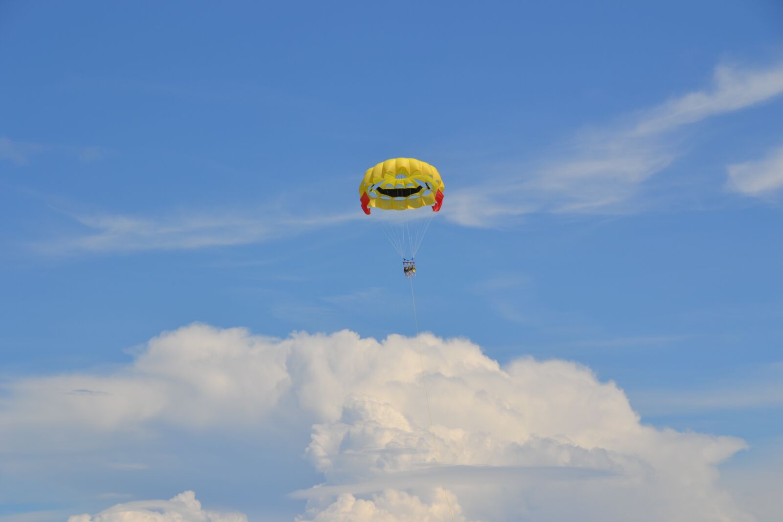 Nikon D3100 sample photo. Parasailing, sky, blue photography
