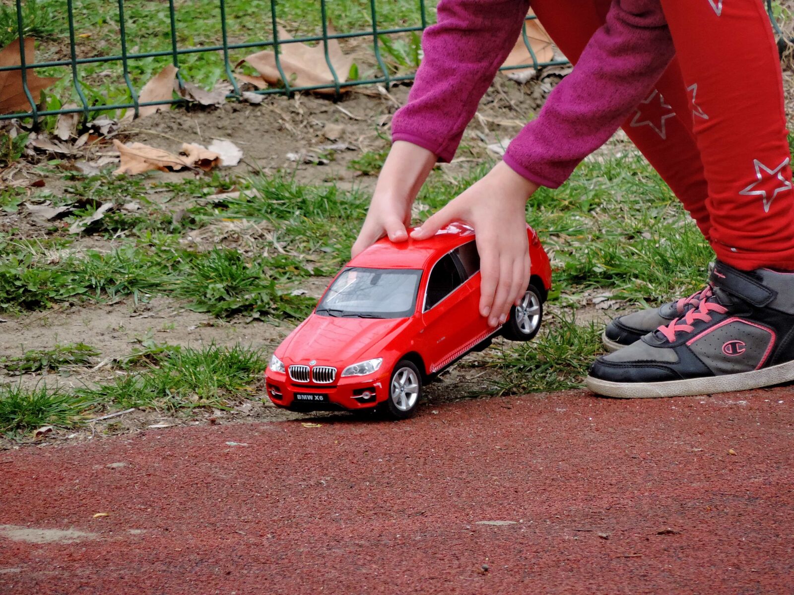 Nikon Coolpix P520 sample photo. Car, childhood, playful, playground photography
