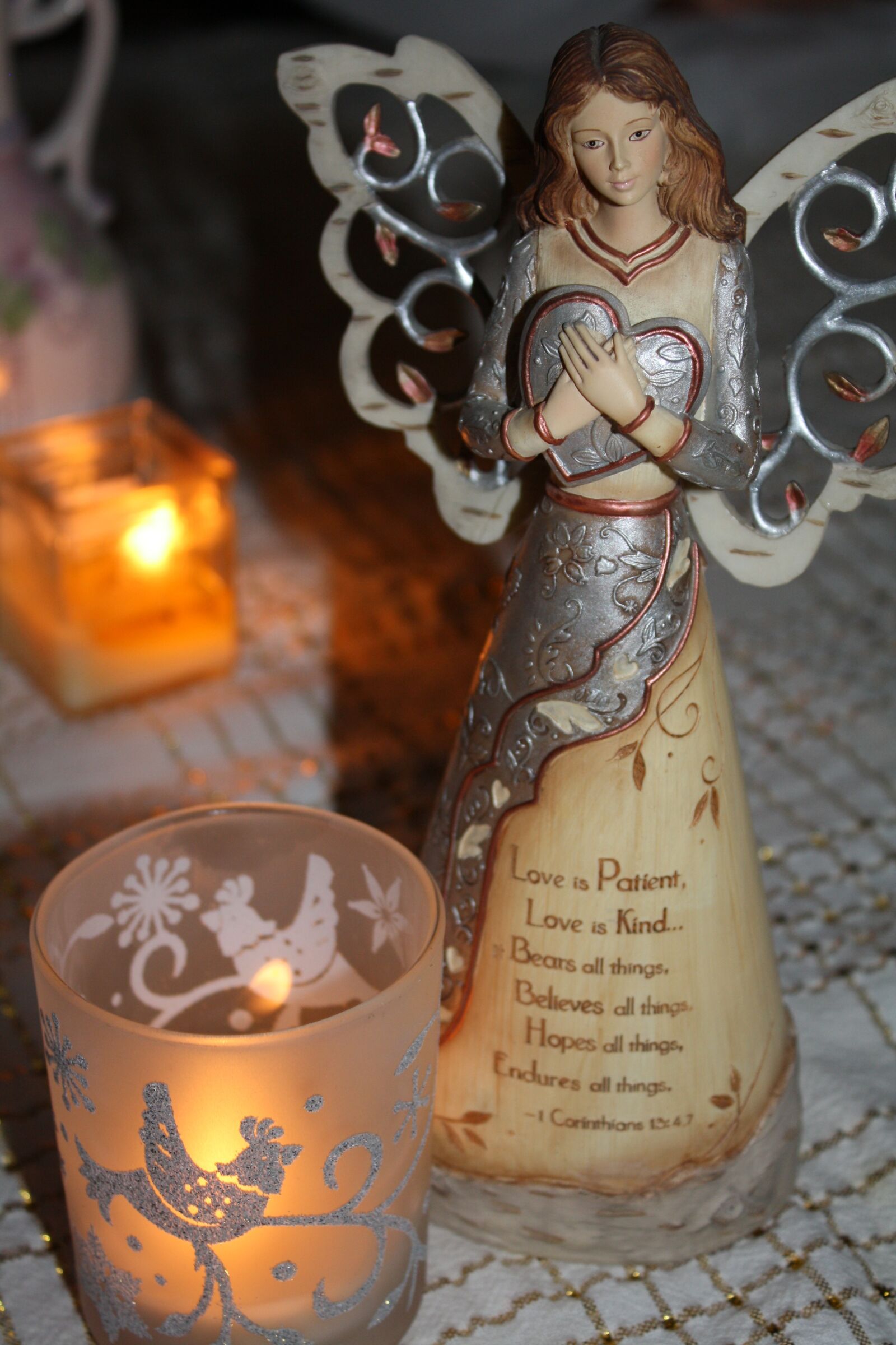 Canon EOS 1000D (EOS Digital Rebel XS / EOS Kiss F) sample photo. Angel, candlelight, love photography