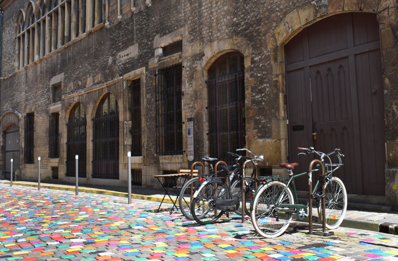 Nikon D5600 sample photo. Street, pavers, color photography